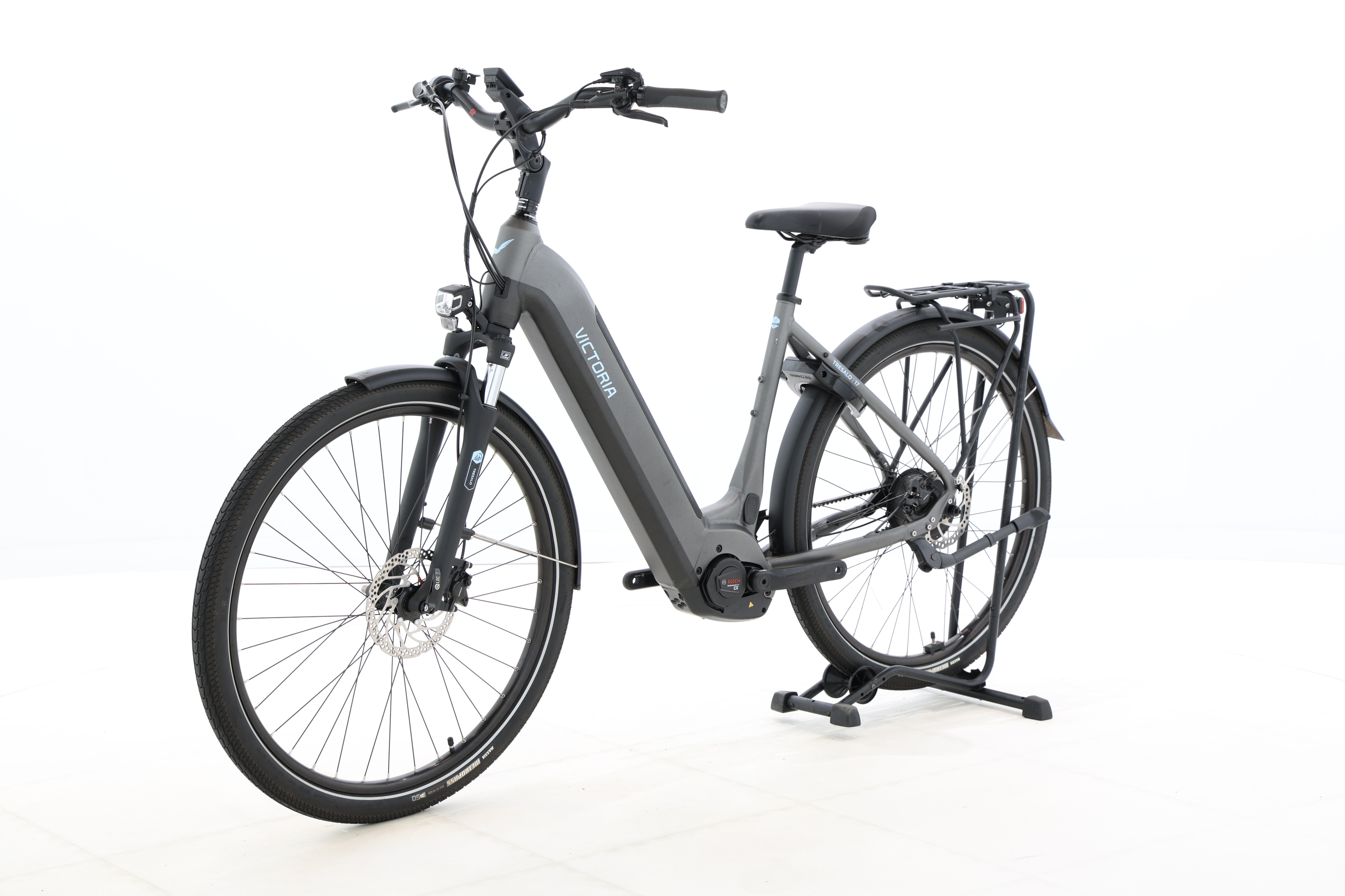 03d5a800-1cc1-46f8-9e00-a2bdb3f0c59d