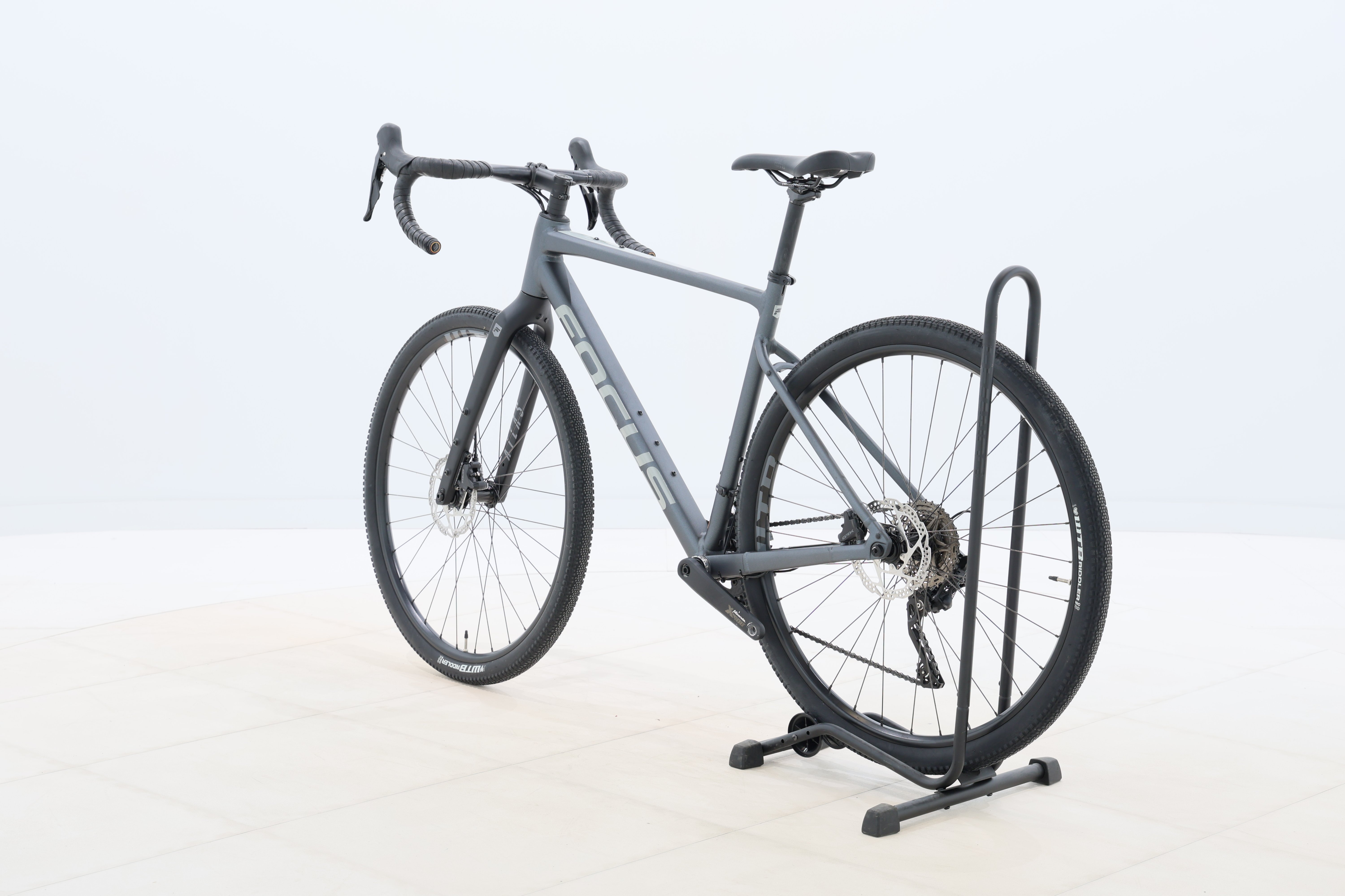 8611e8be-cc63-4069-b9a0-5a3195a1780f