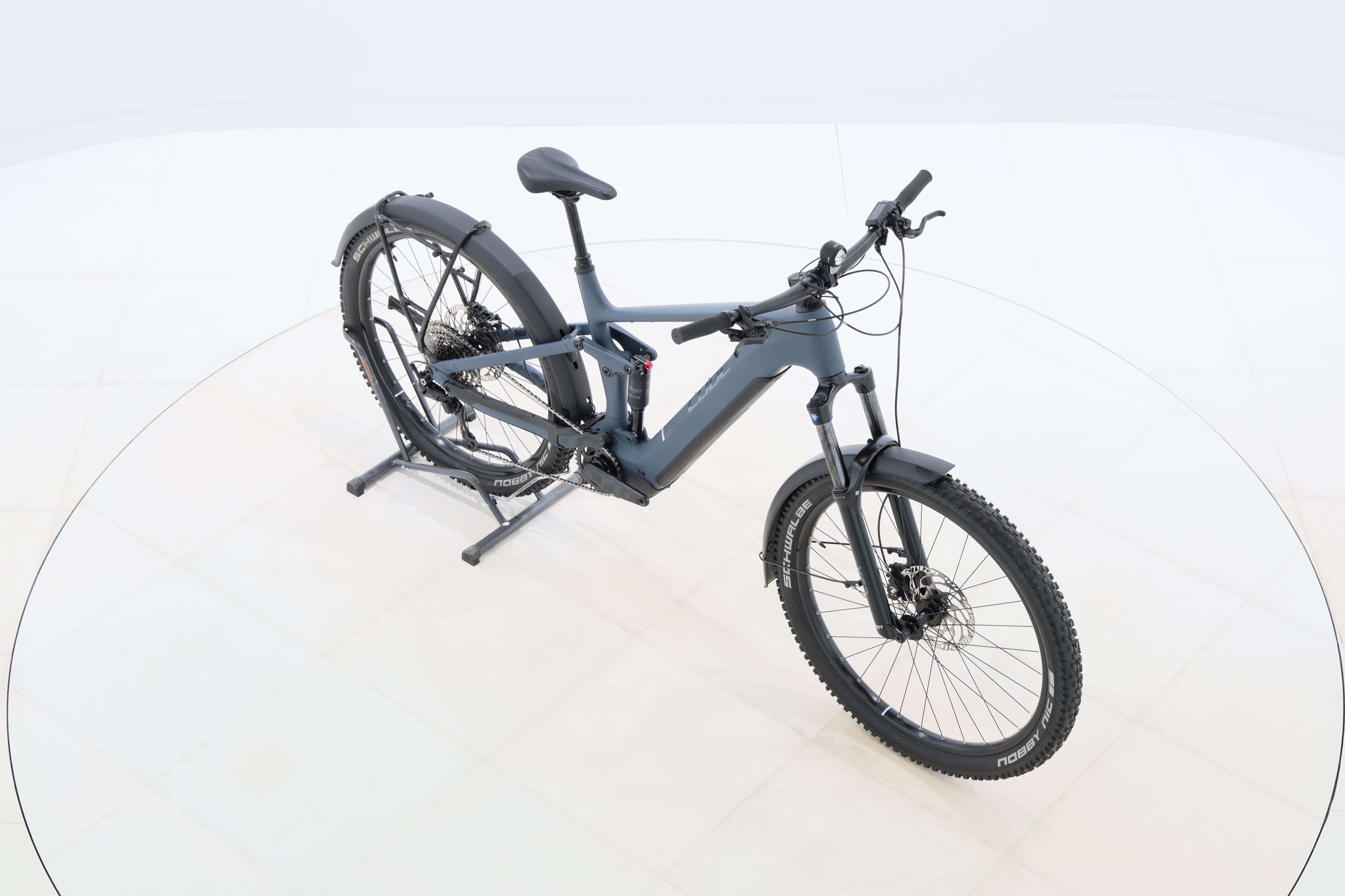 3f5cd1e7-e868-4bb9-b8c5-0ffb56fc099a