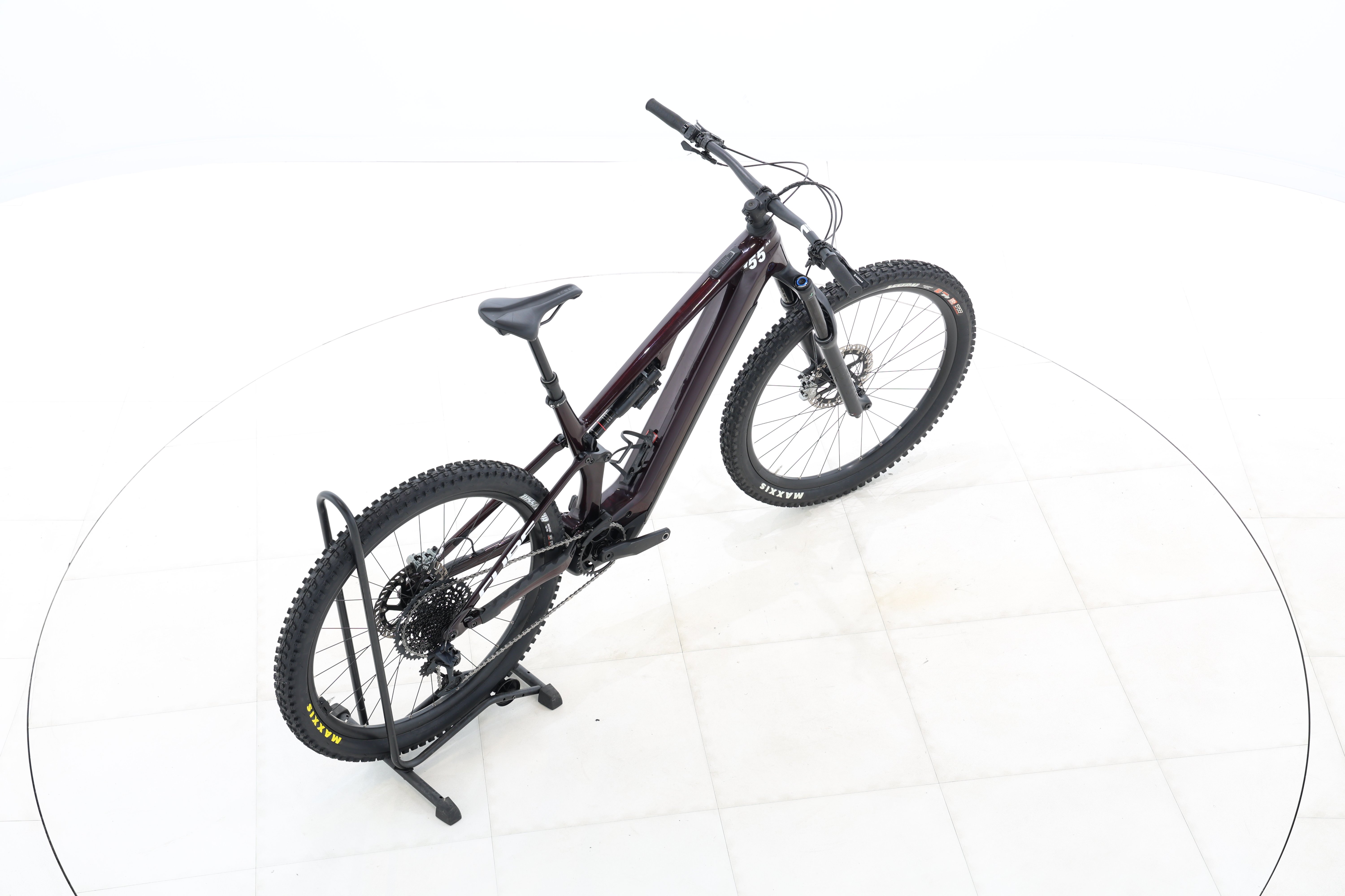 ae360afb-09f1-42e7-93a0-bd43919cd2f0