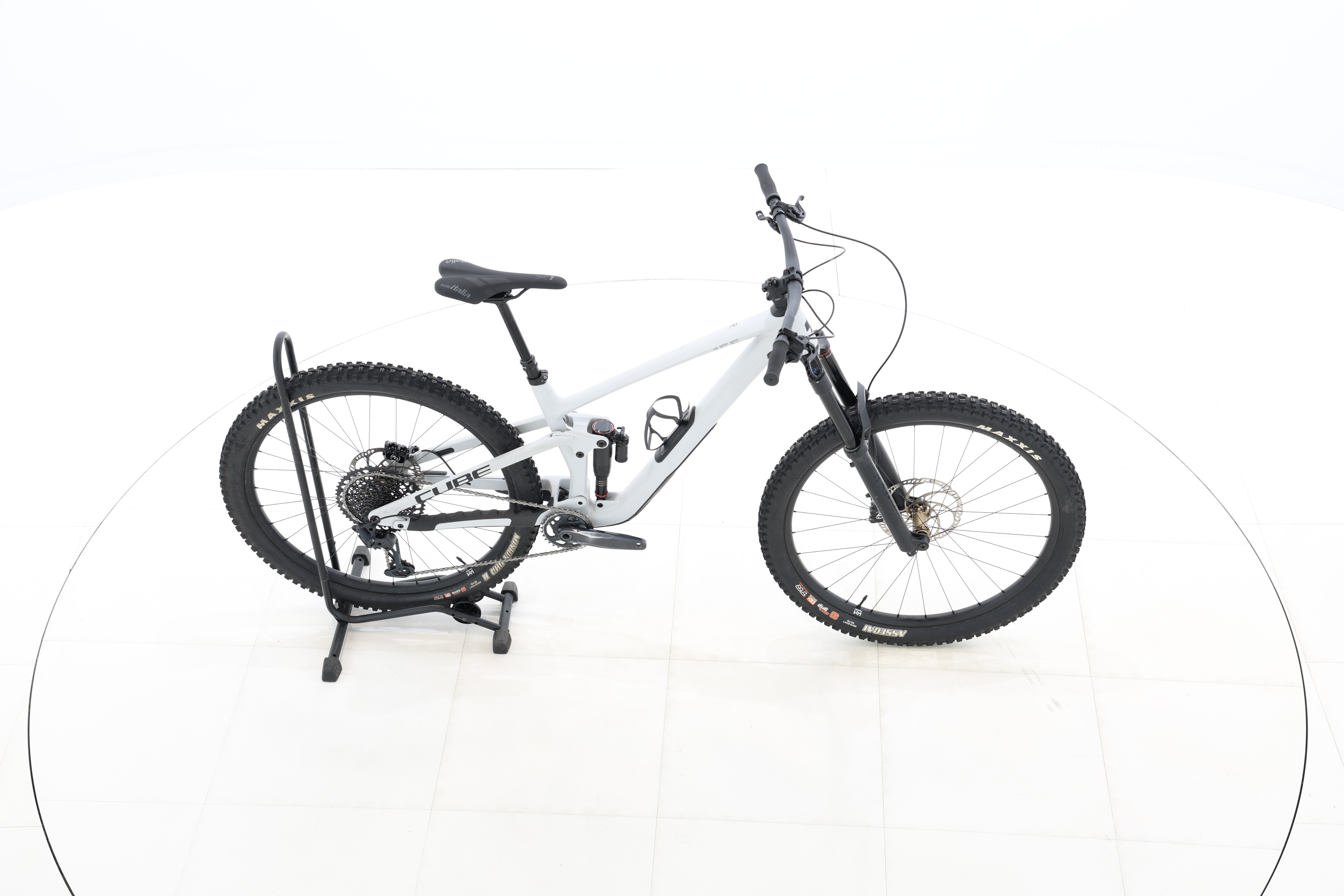 b0a7b68e-e889-4abb-a4ee-2432067b8e89