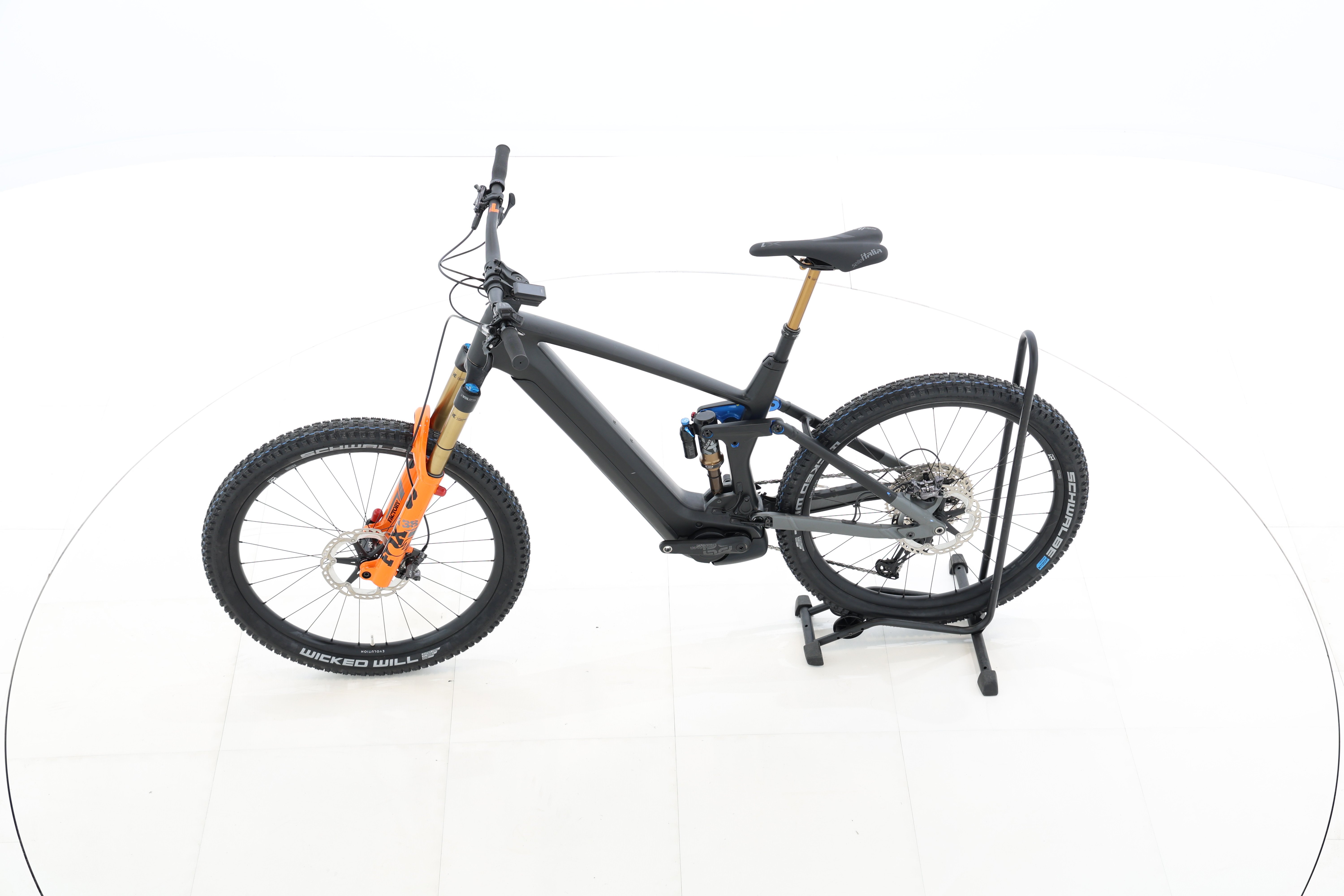 cfd04cc8-986e-430e-b1a7-7f8056e2e43f