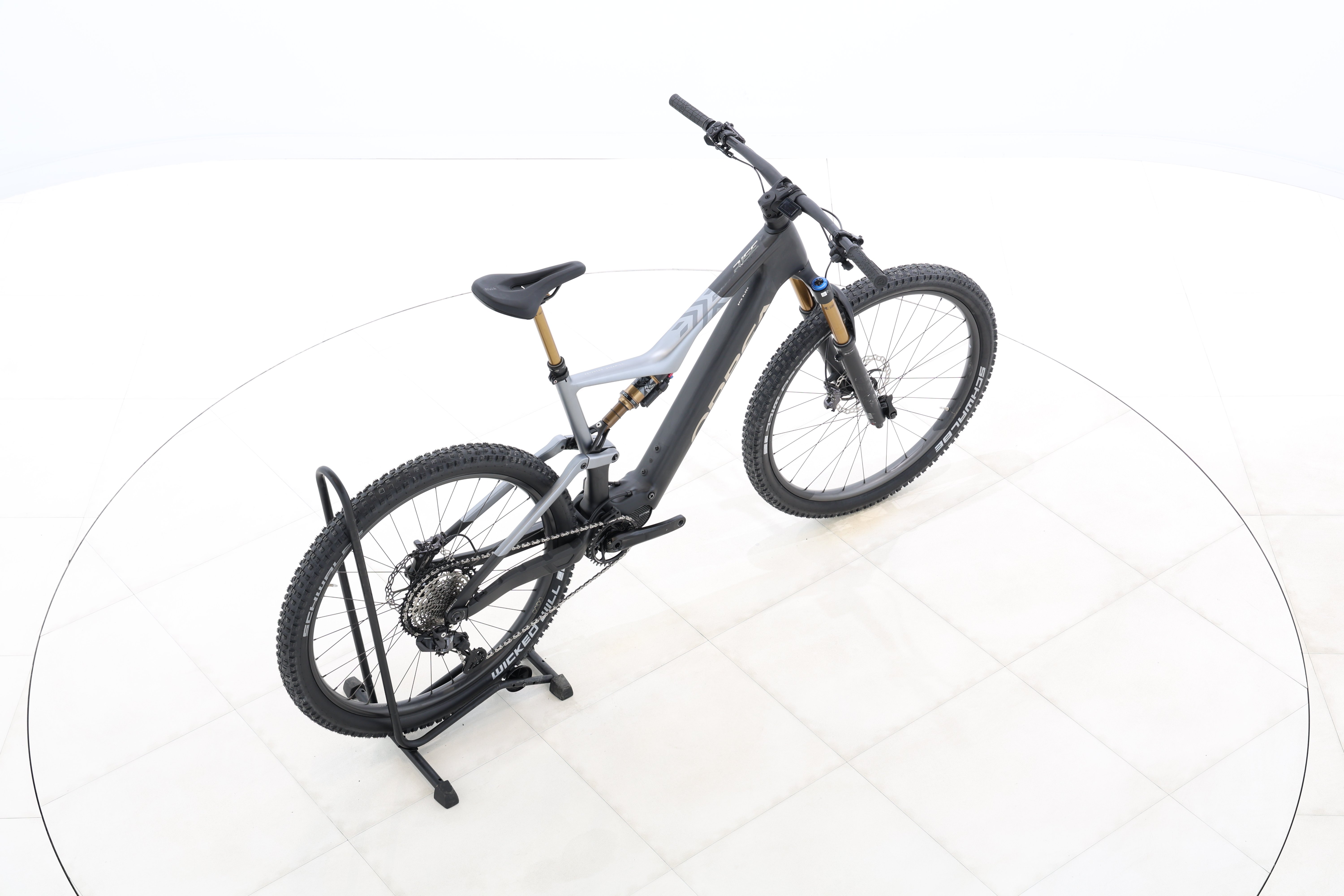 08bc4489-a47e-46c5-912c-c22057d5d841