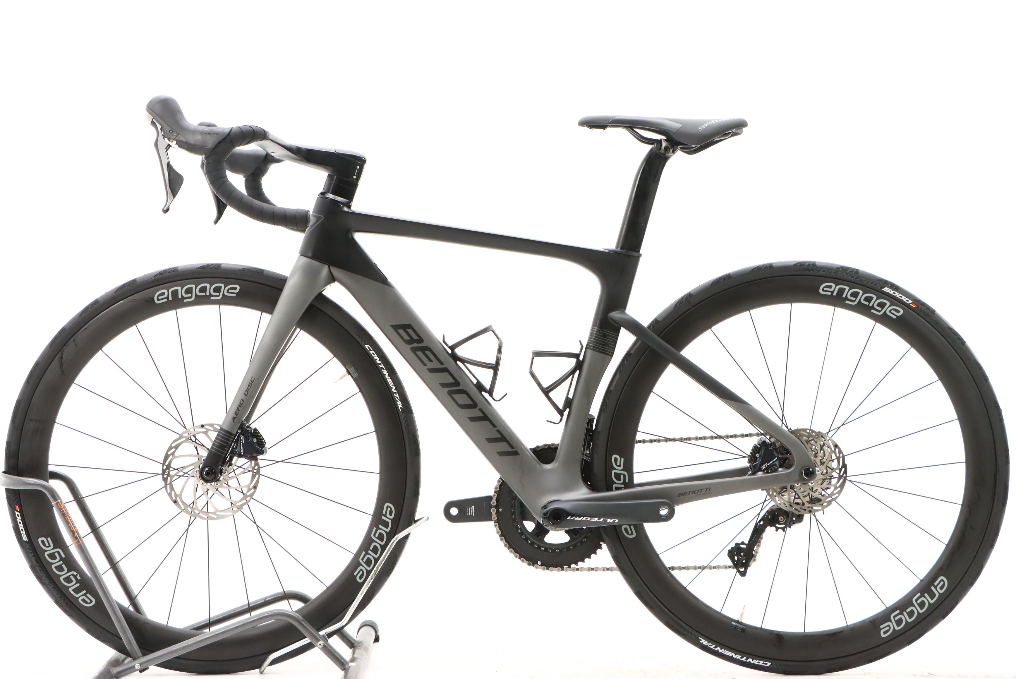 15b9009d-1118-437b-94f2-919a27a57c37