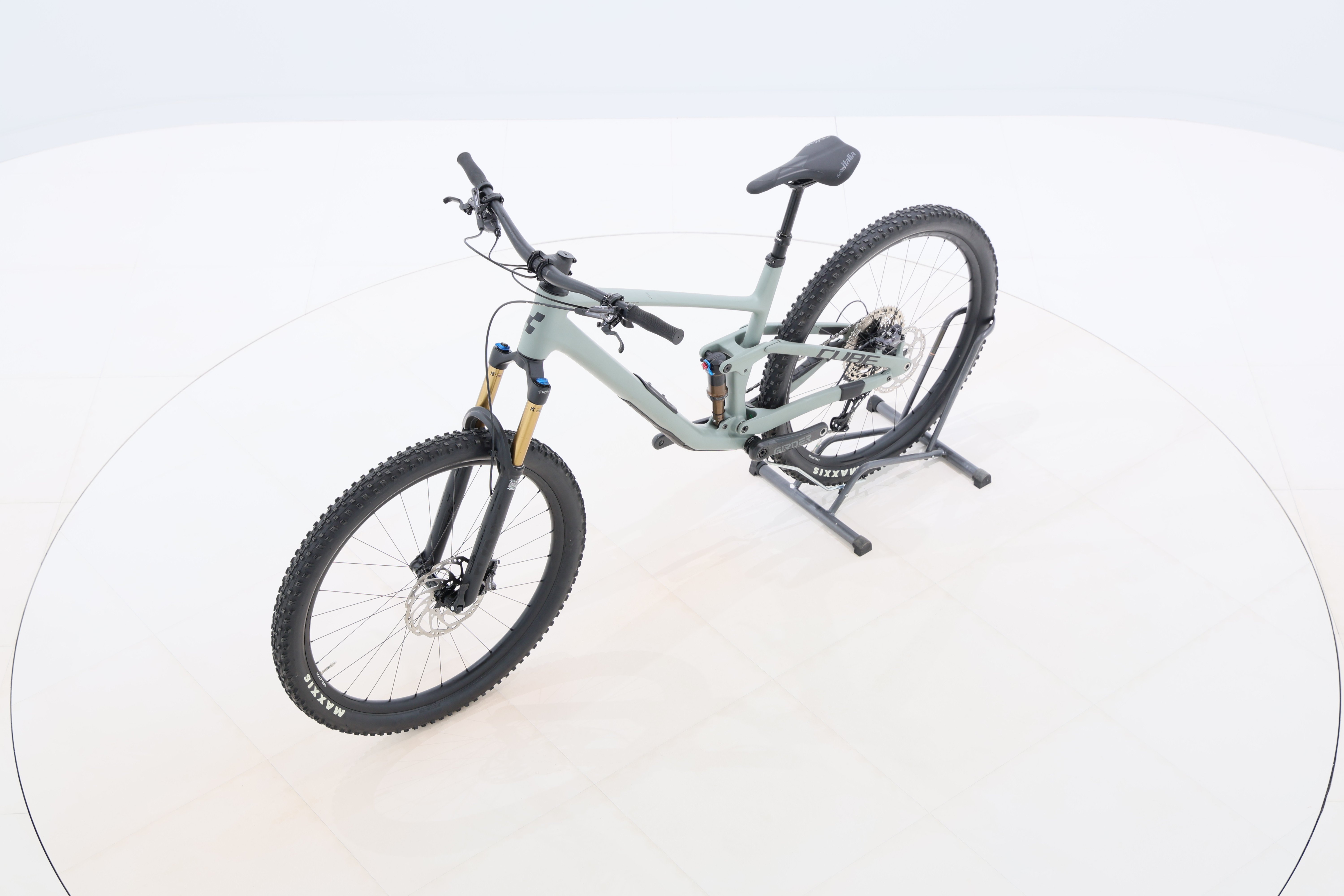 28a0a438-68ba-46da-9417-432d8bbe2371