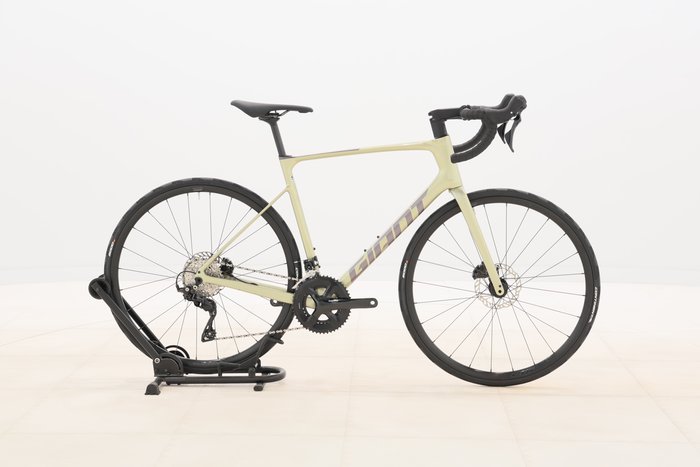 Giant DEFY ADVANCED 2 2024