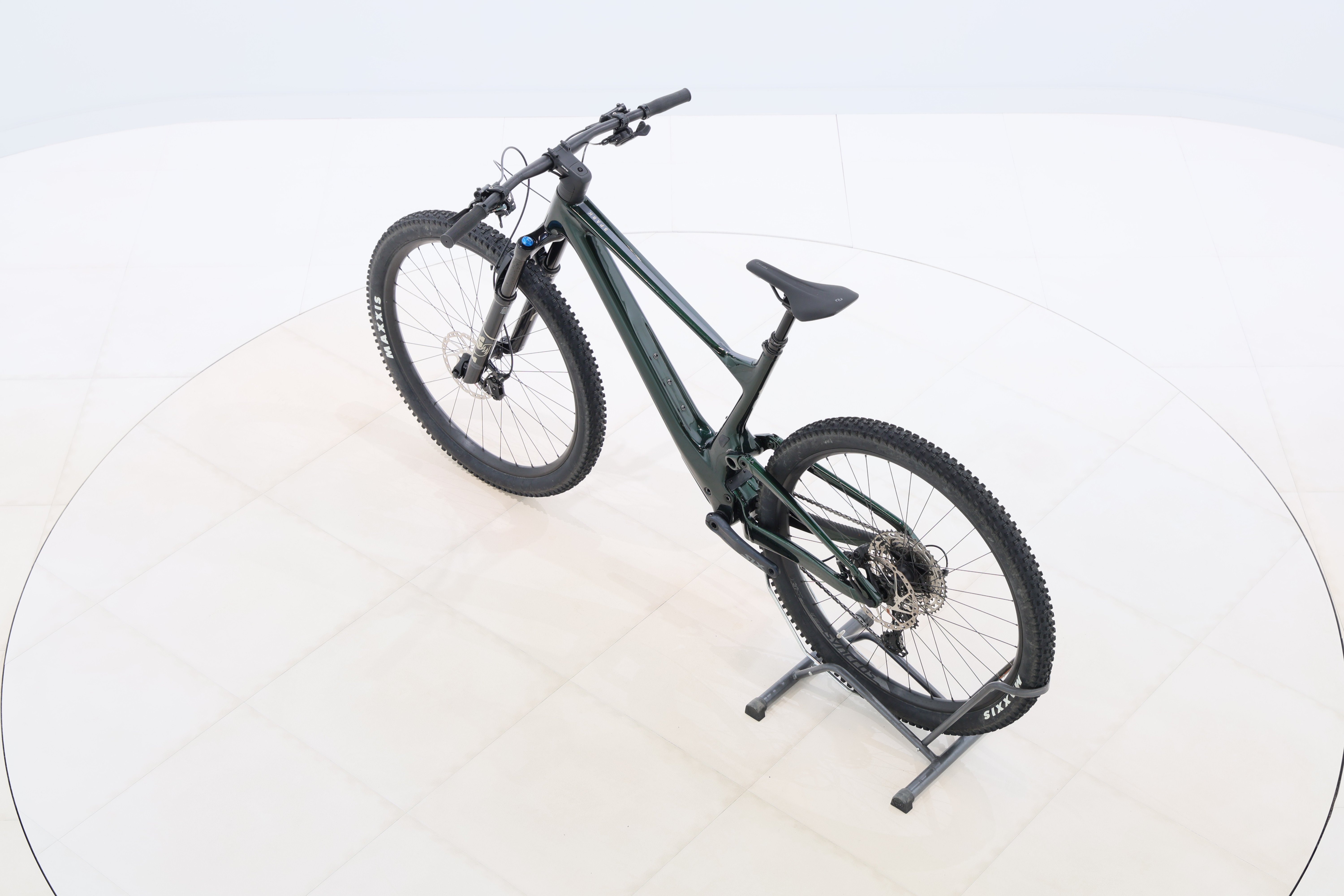 1028a9b1-20cd-4c26-a0b6-1a2f1dcf8445