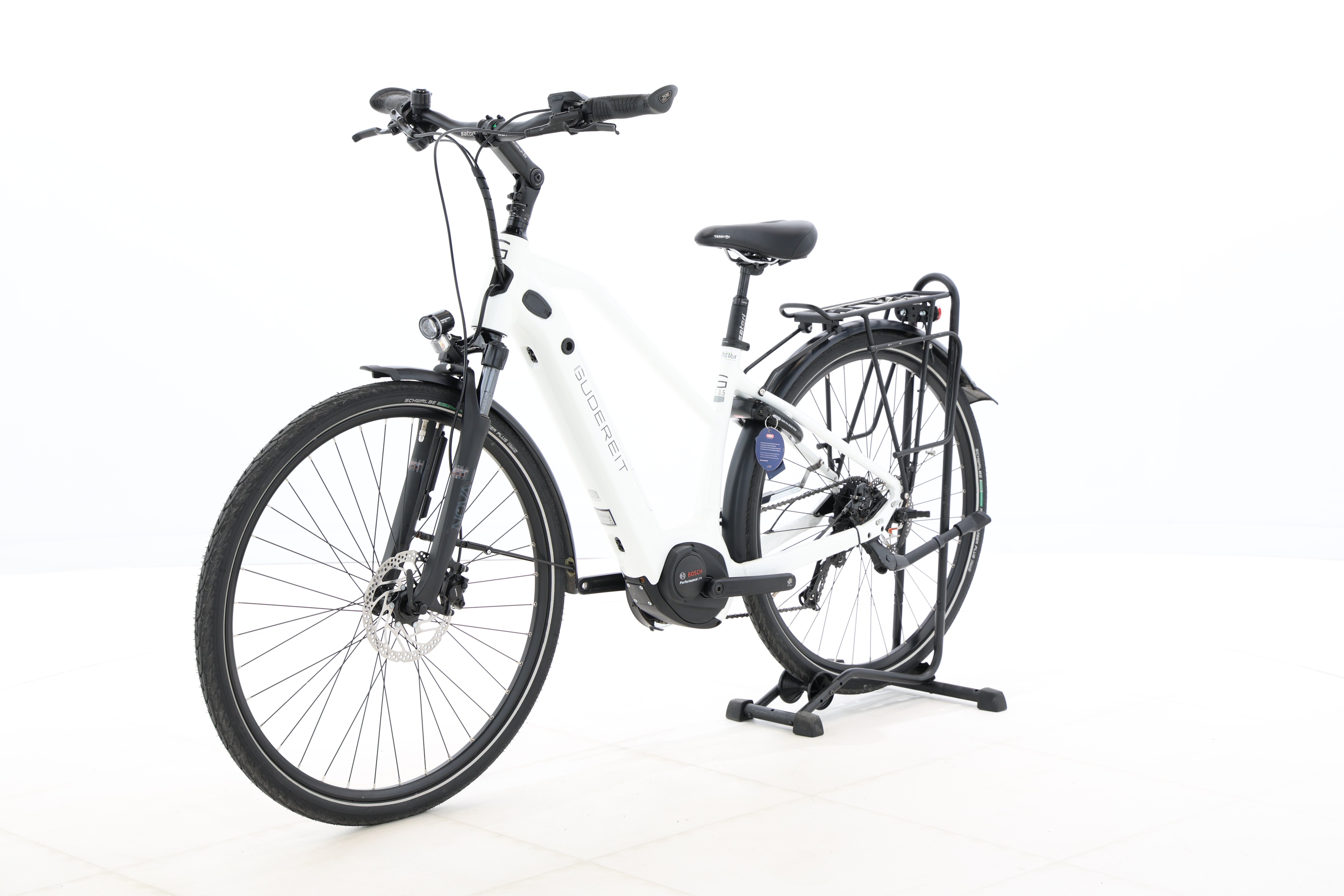 f02d9943-372e-4dcc-baf6-b7896cc6e686