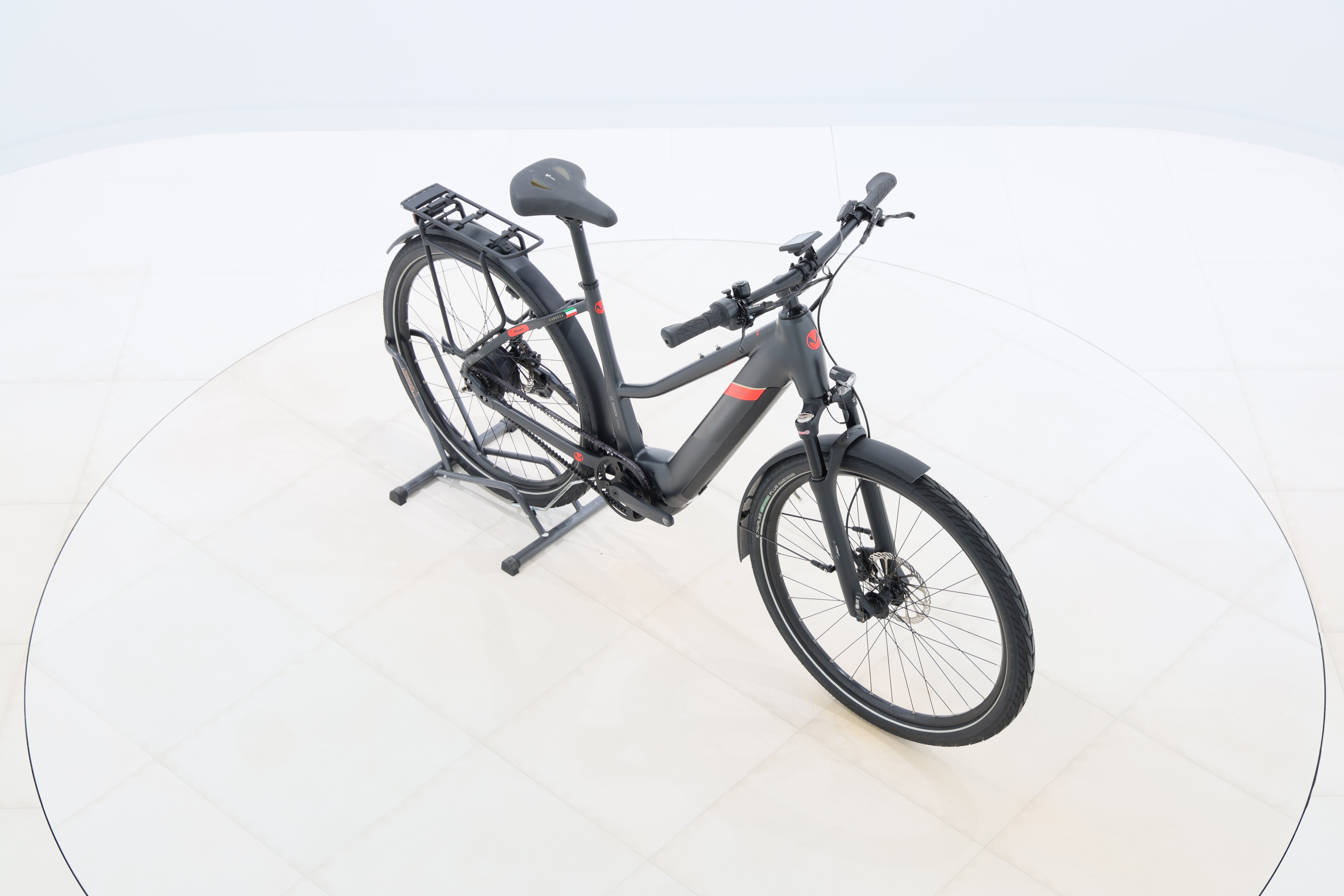 55d8c613-b9e9-4186-b170-7817a41e8139