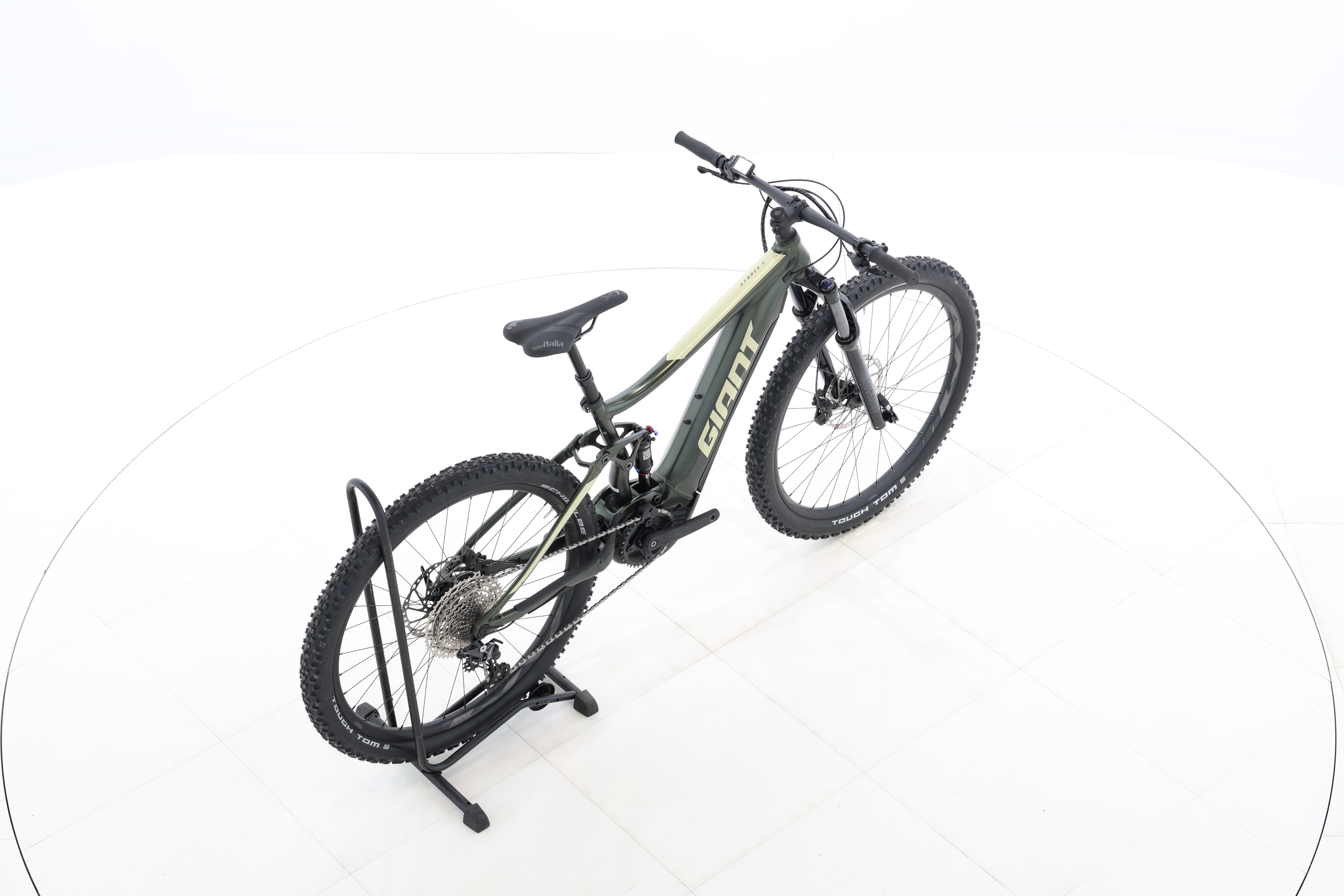 d6805712-7e90-4921-ac47-fb47b97fe40e