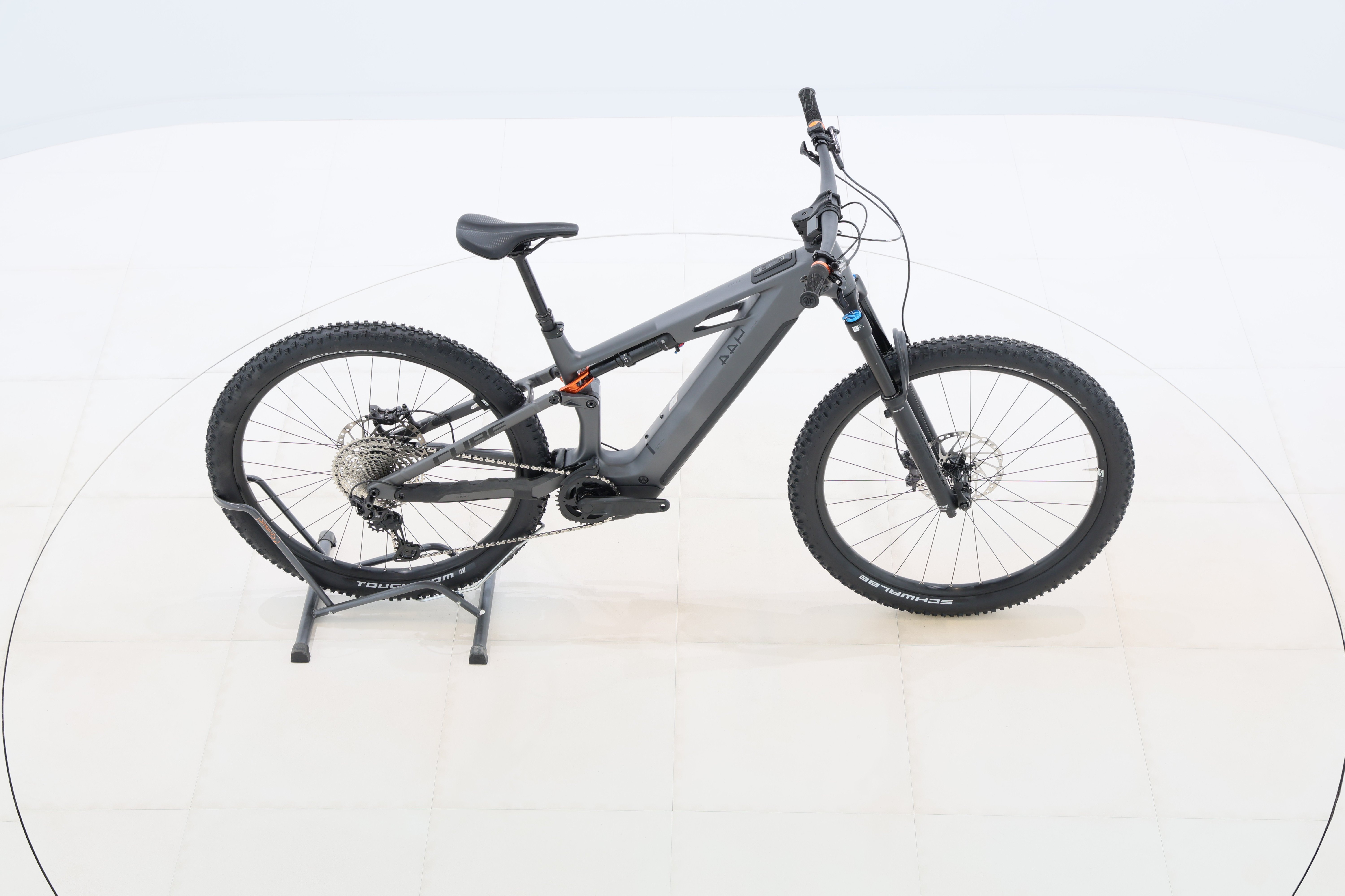 f863da9b-1c82-43a7-8eca-c0353bb51ecd