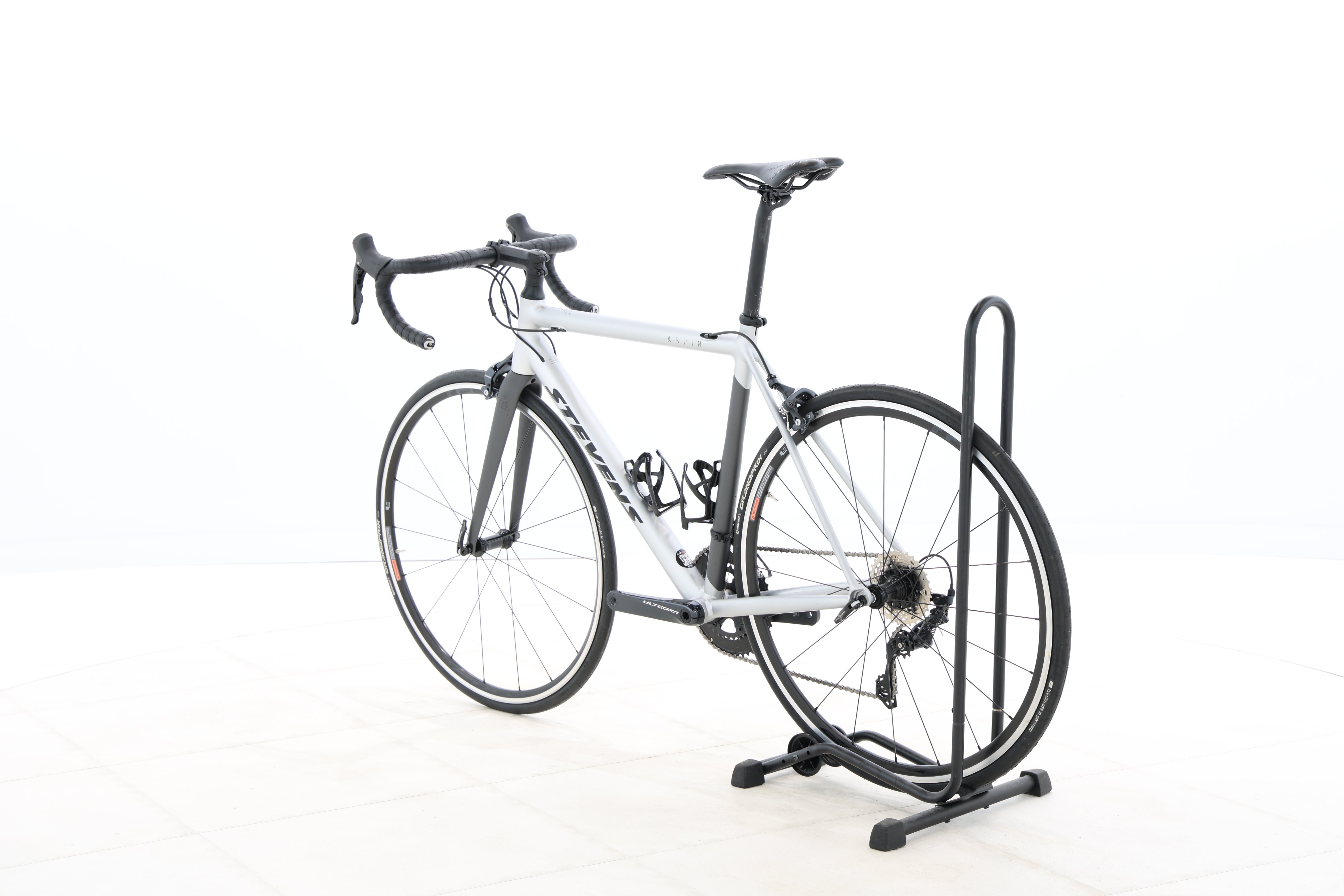 b5d35894-2626-40d5-8f1d-545e6849932a