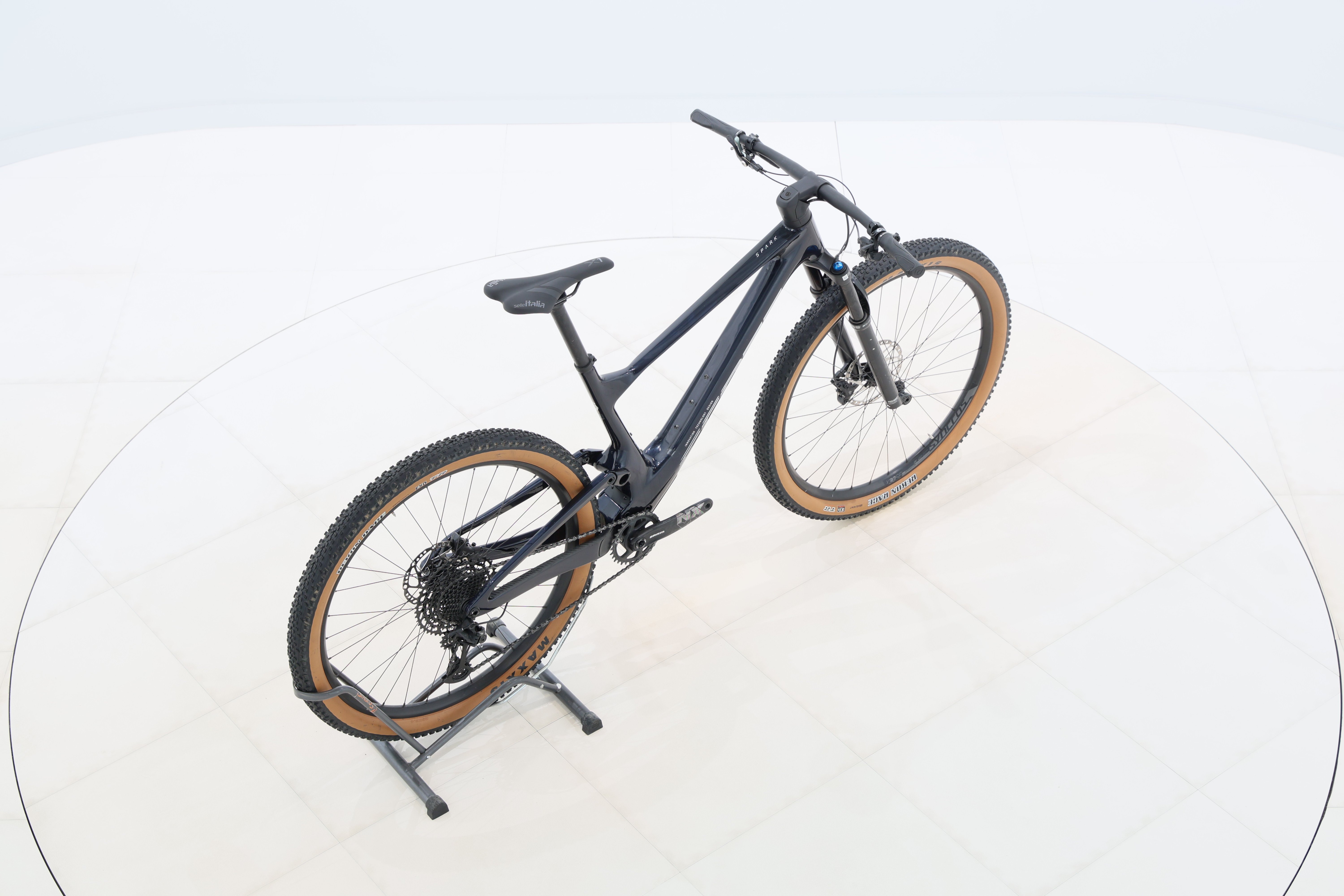 dca4f448-ff30-42d5-8ef4-3071a3ecc42d