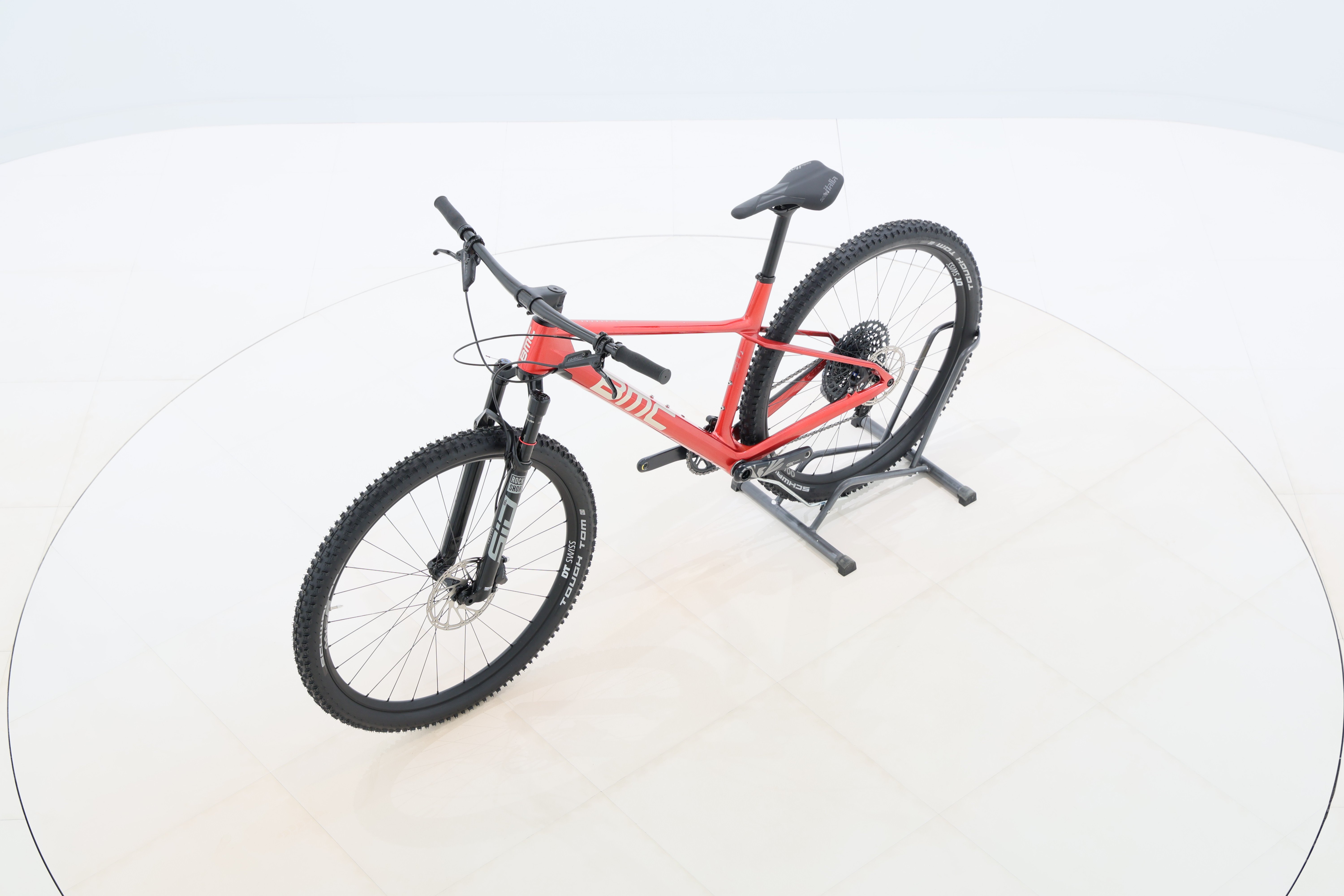 dbba7f77-6e88-41e5-b667-26f3b6a33869