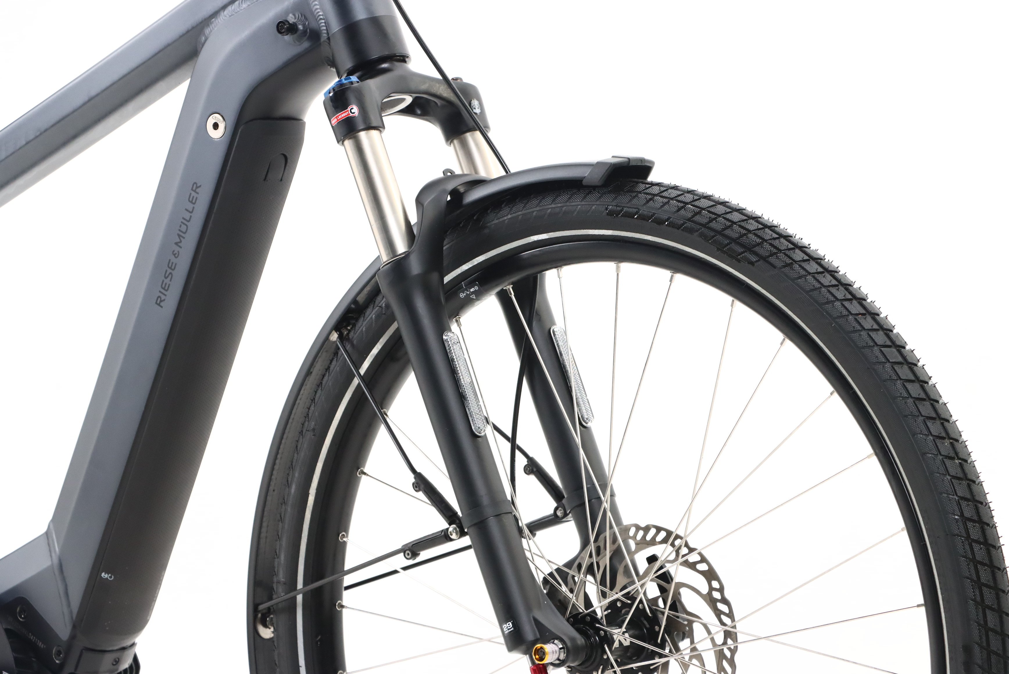 3b8d818c-703b-4c20-a552-044472903374