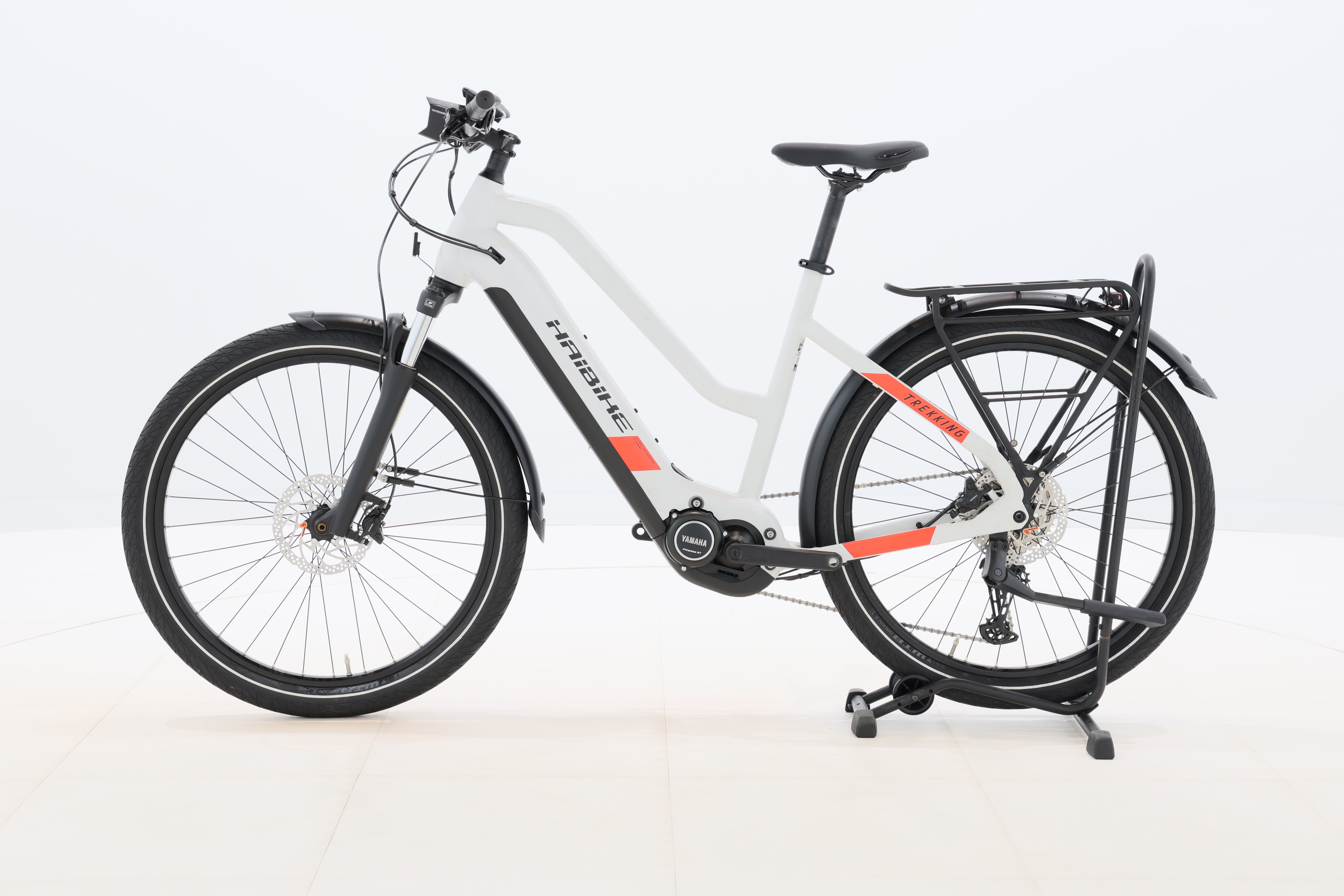 049222ef-59ce-4dc3-a28e-25f5dc3893c3