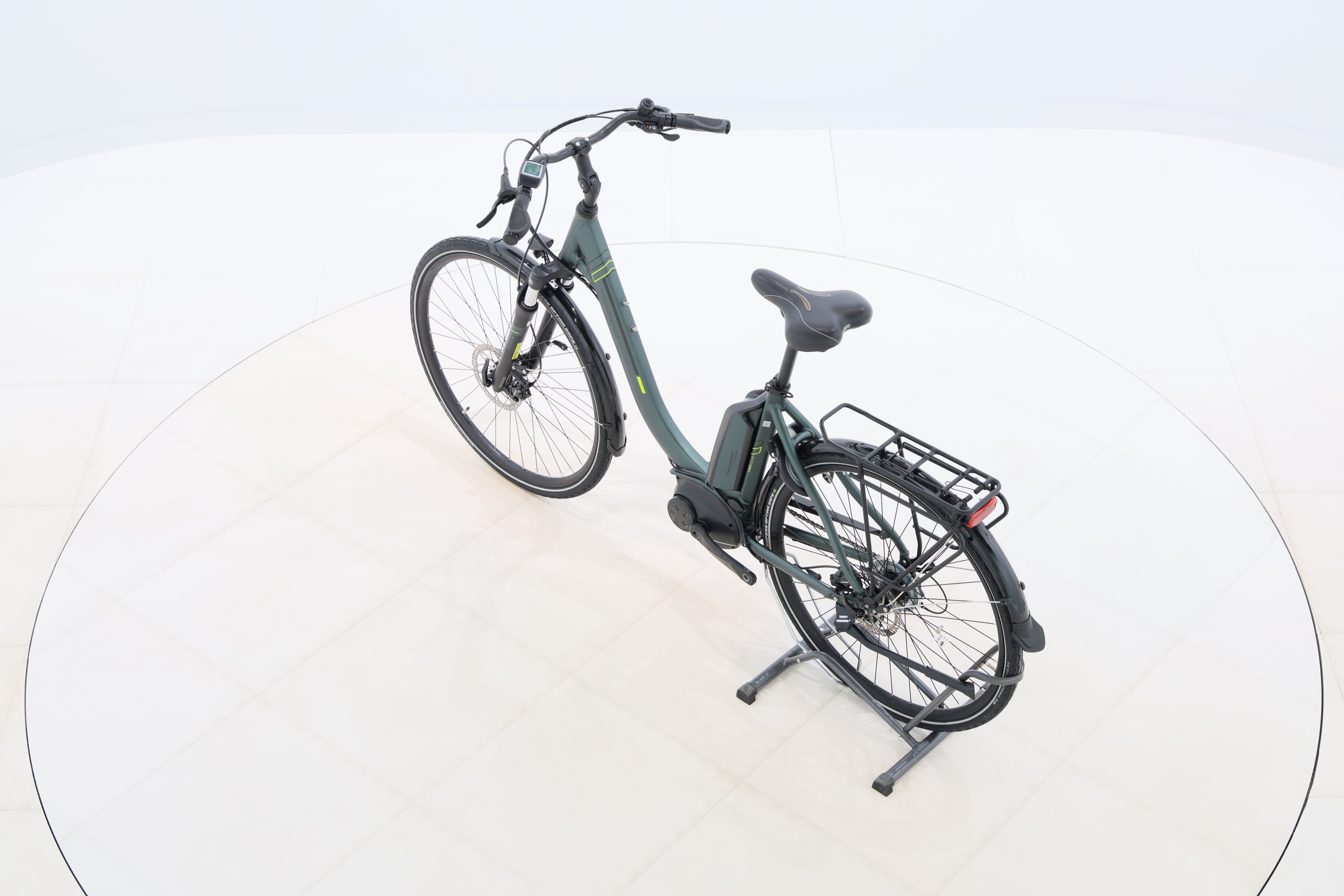 d2dce359-457d-4417-9fca-1e672636200a