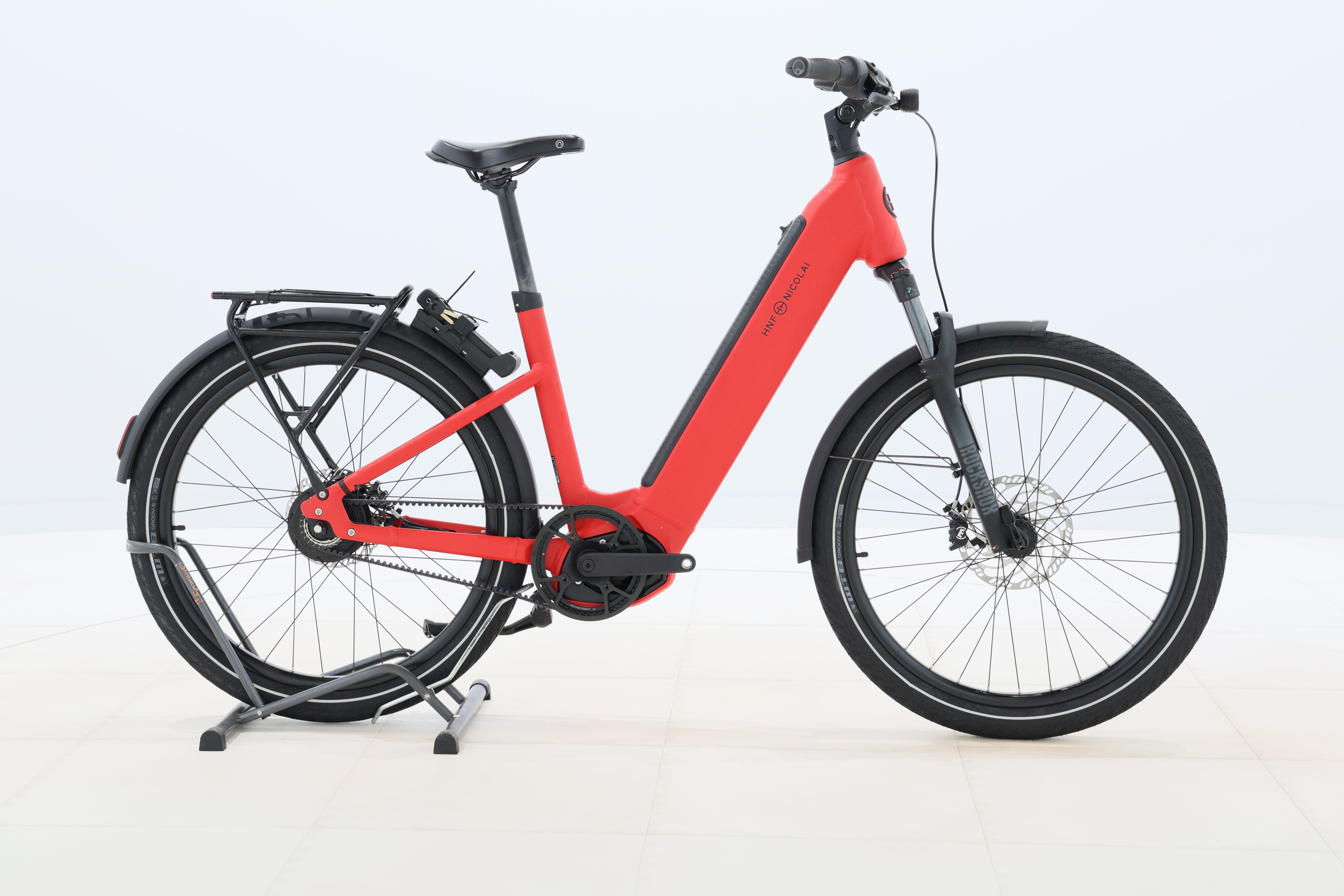 f6a7d181-85e2-4af2-8ece-fd85cc0023f6