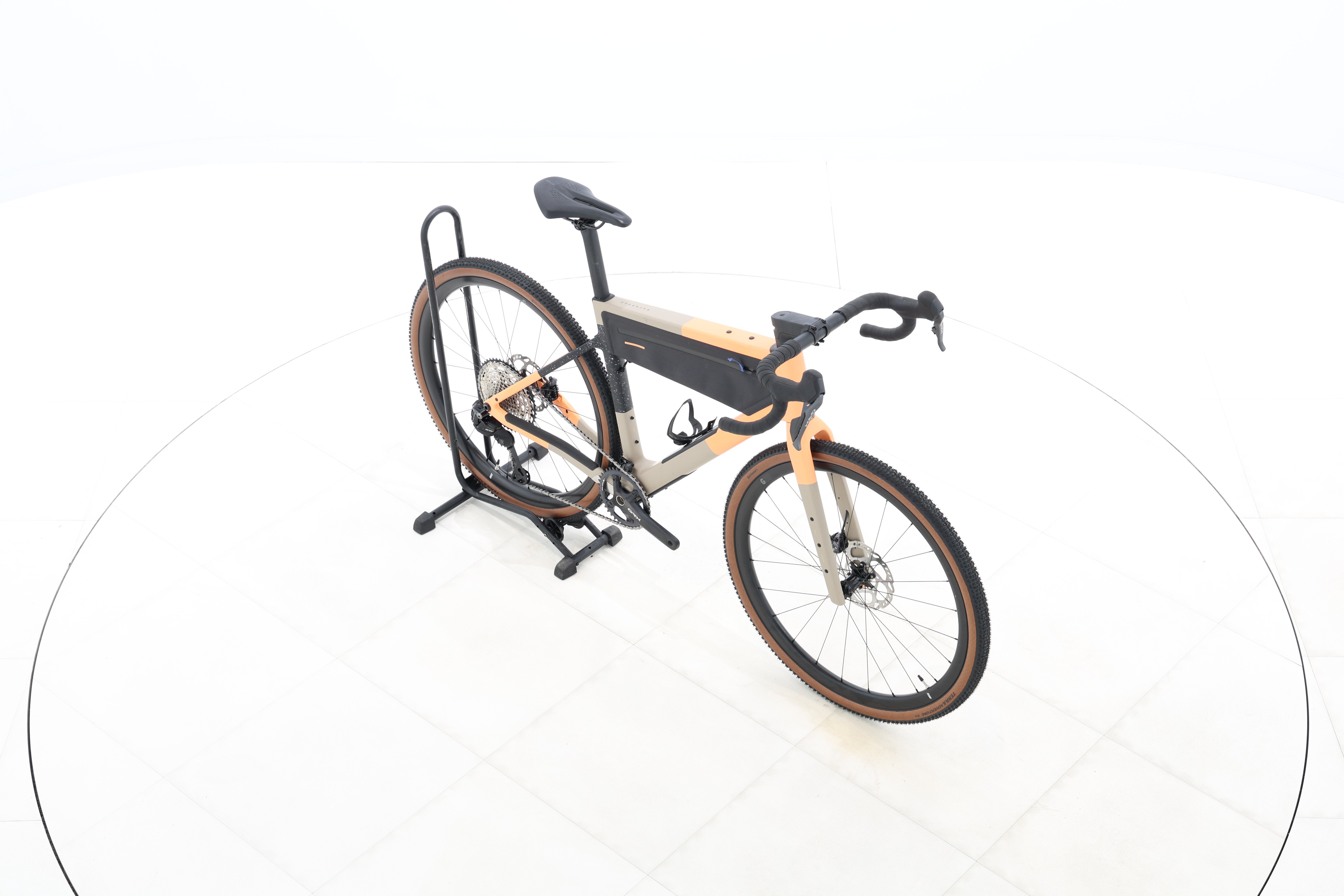 c9204a69-f3cd-4591-ad82-f45906c63ed2