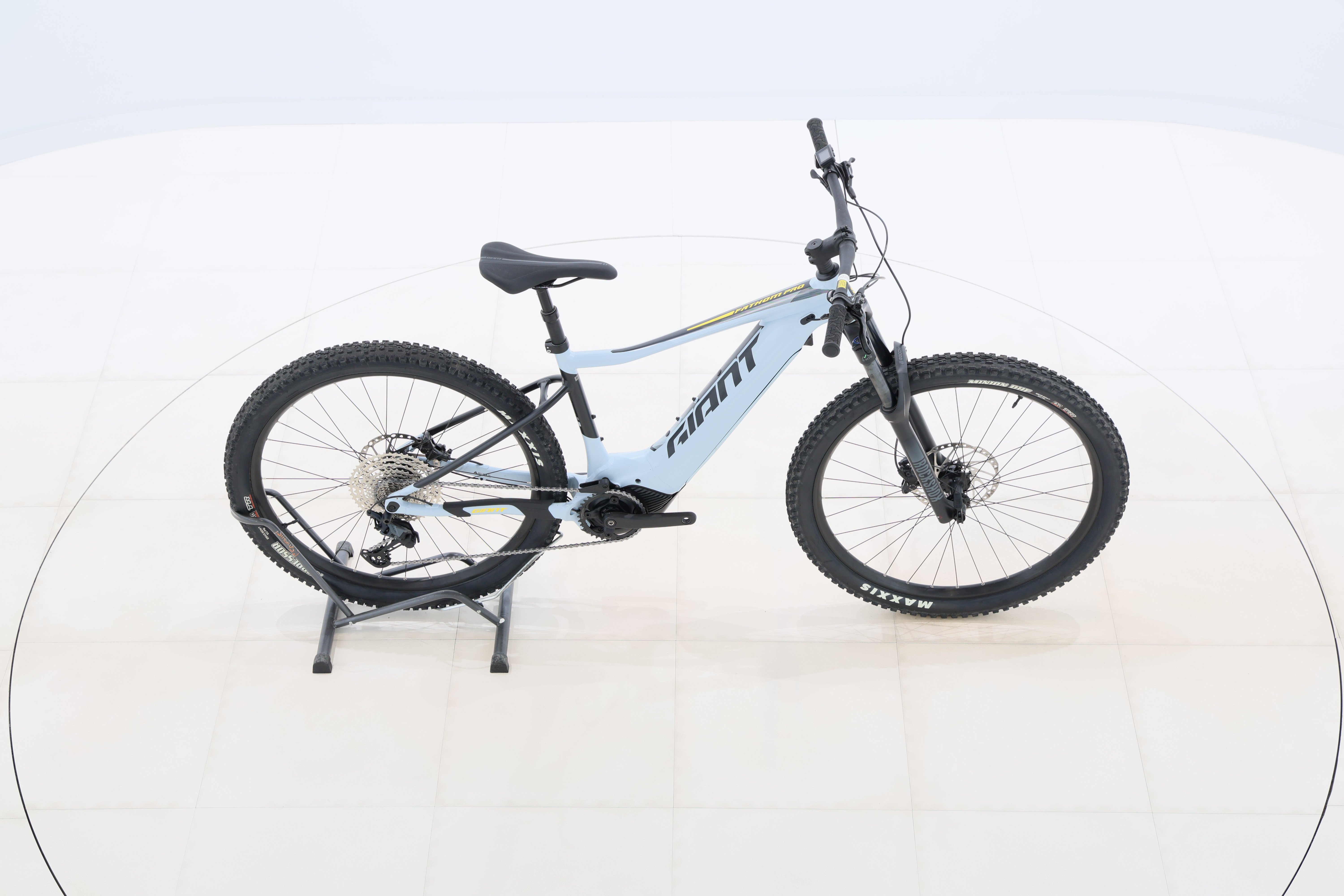 8a16763d-9655-4e65-9761-b3c76ade839e