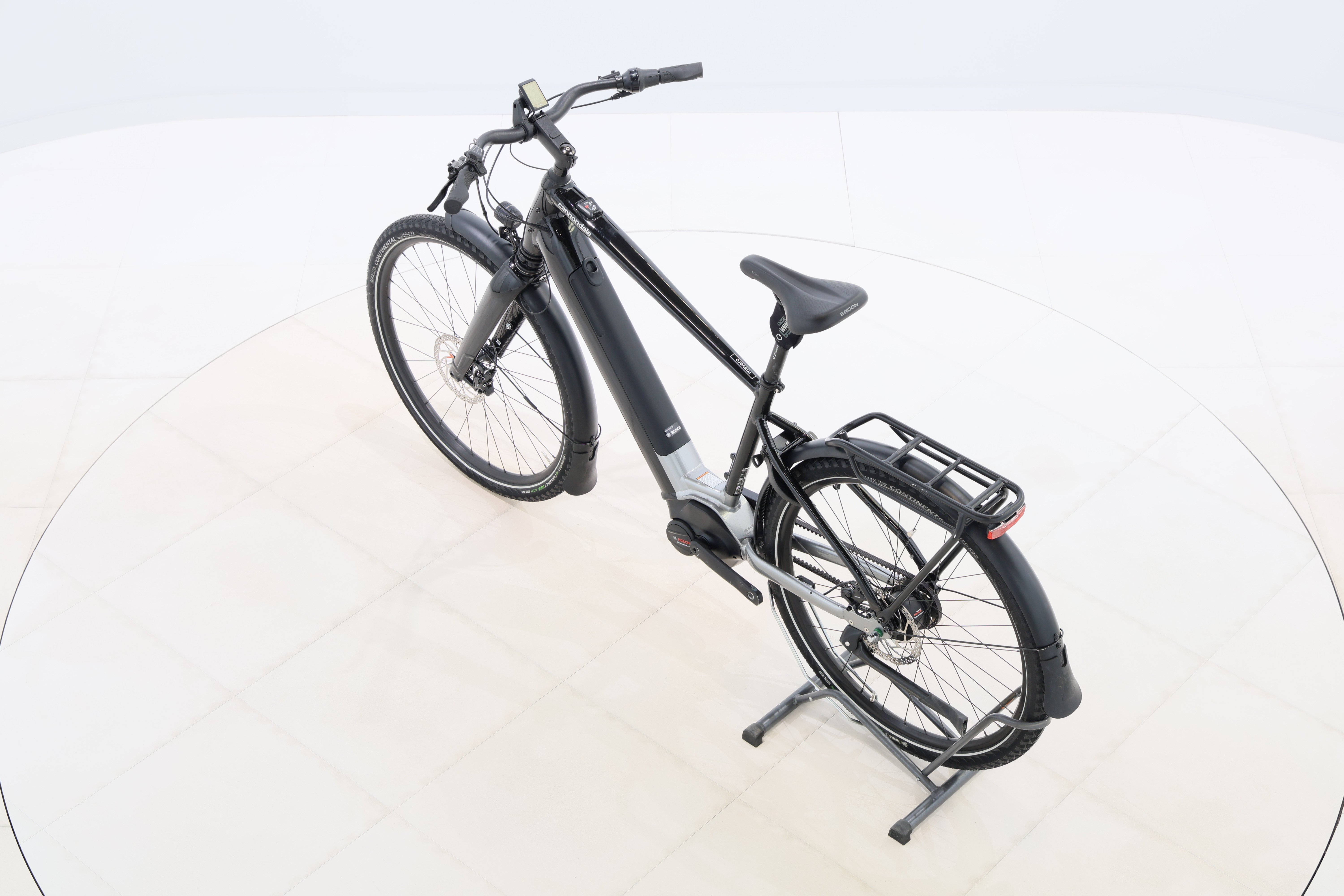 31d8256a-528f-4915-bf9d-77ba3e32c3ce