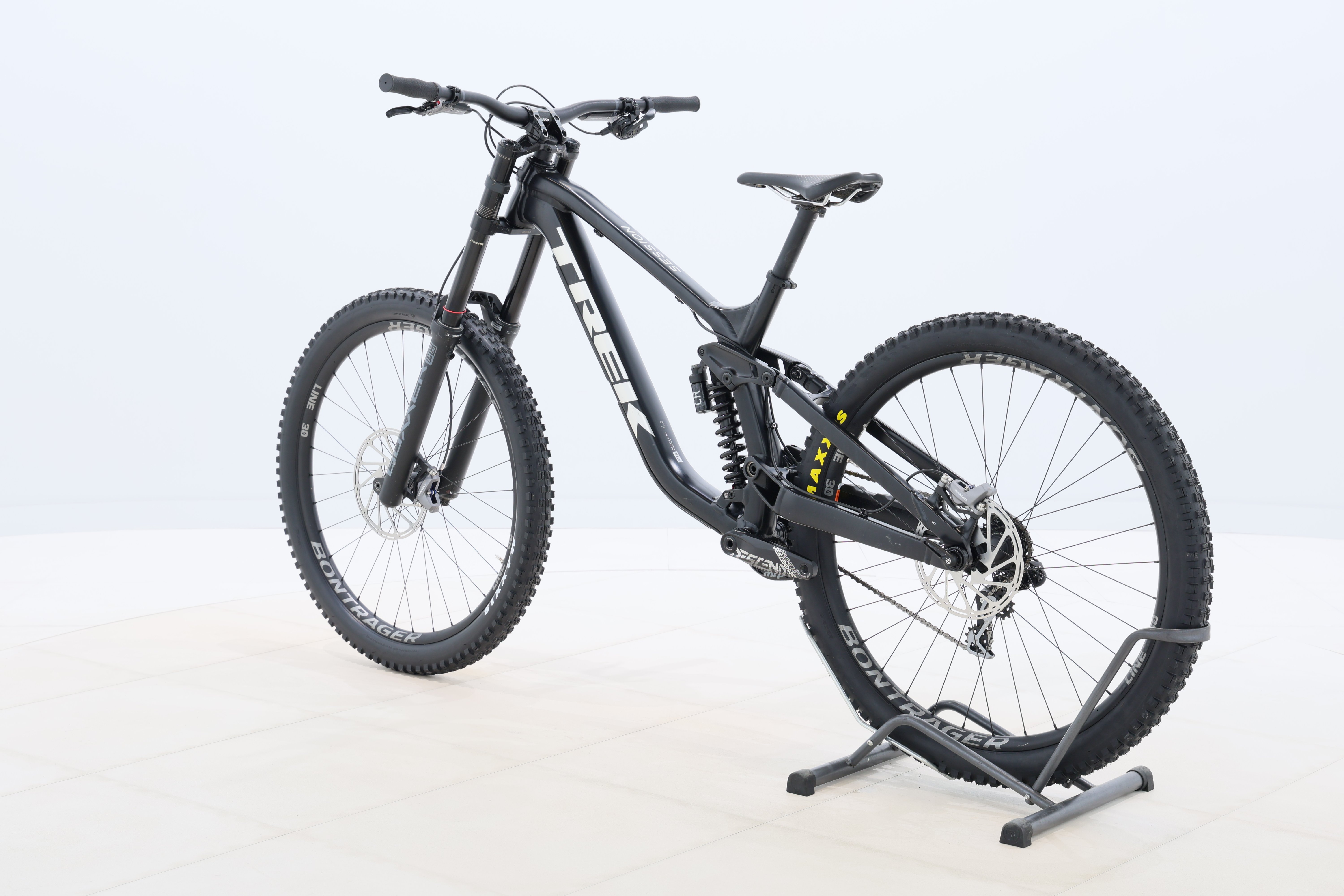 16d285b1-8f6d-4880-9141-2a4701369717