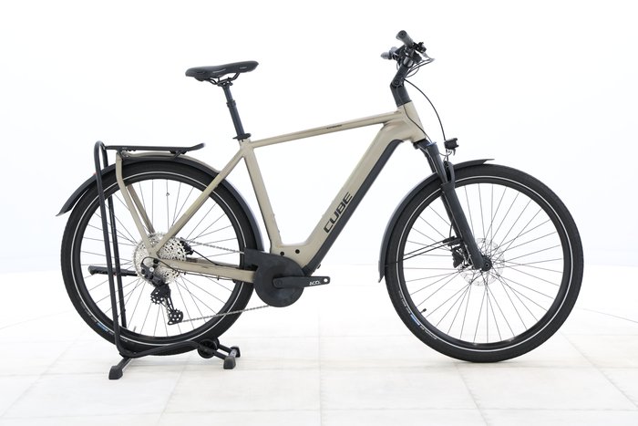 Cube KATHMANDU HYBRID PRO 625 2023