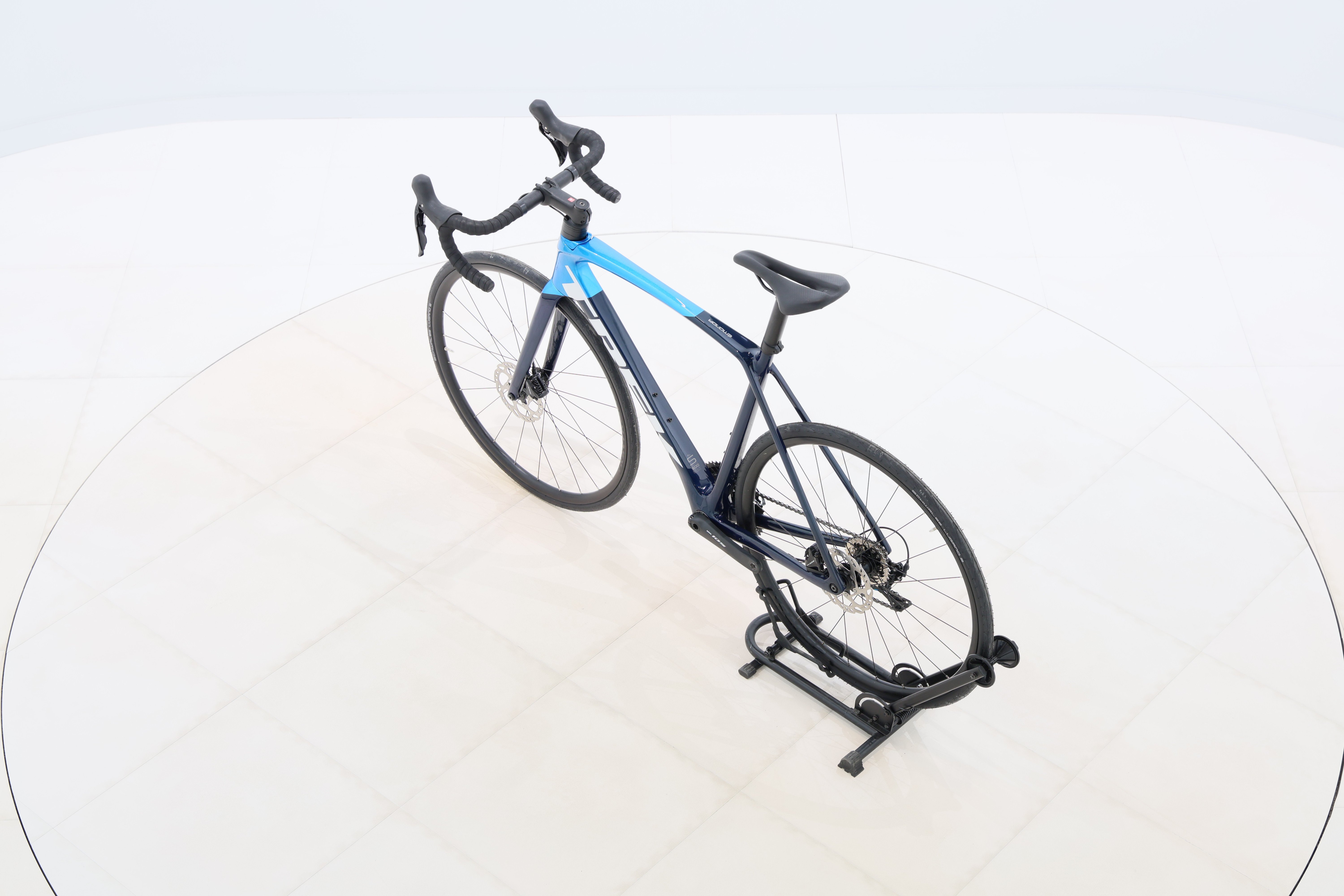 a3b5de6d-53fd-4870-8efb-434e2c85ab2b