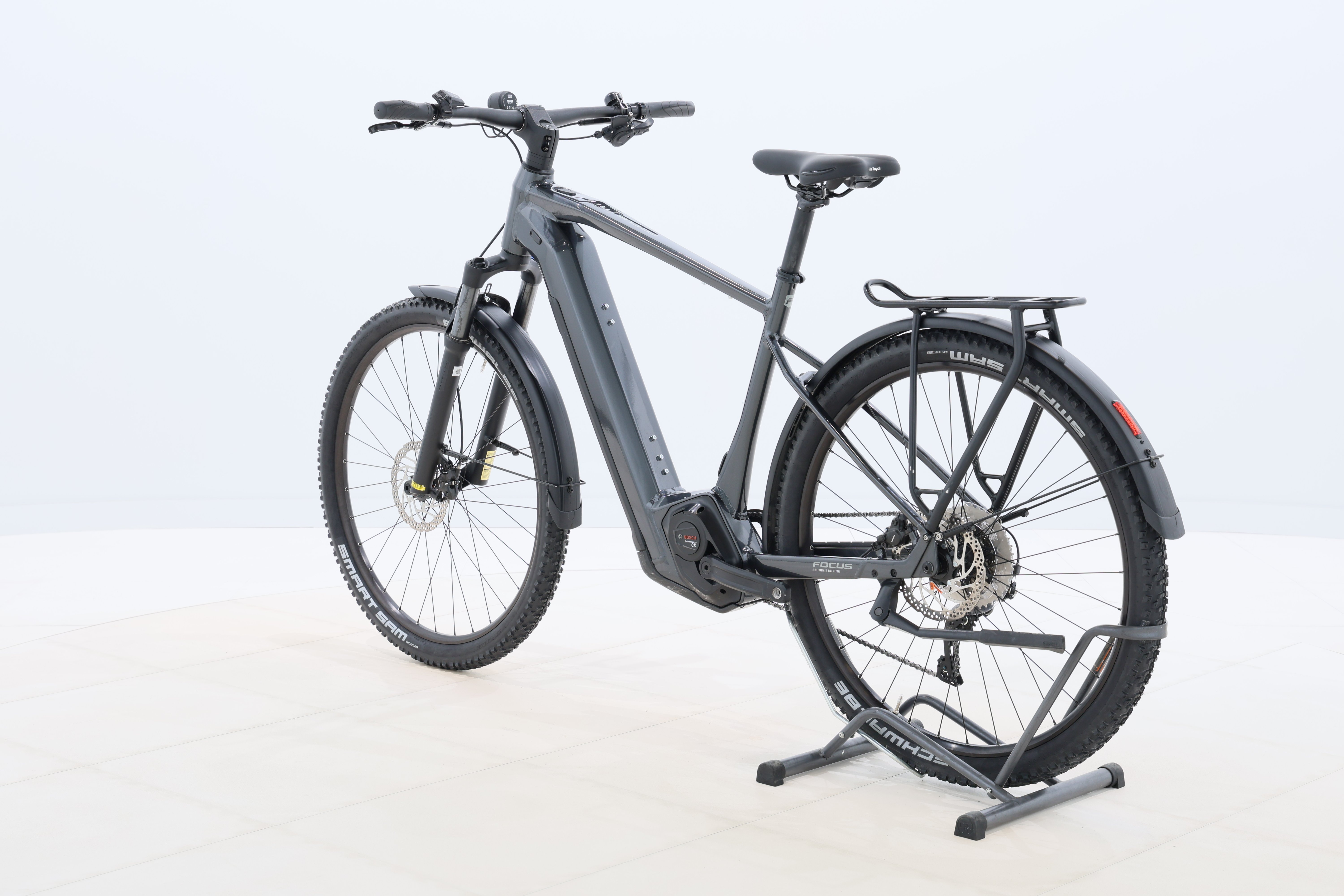 21c083b8-81cb-41bc-adad-7504934cd179