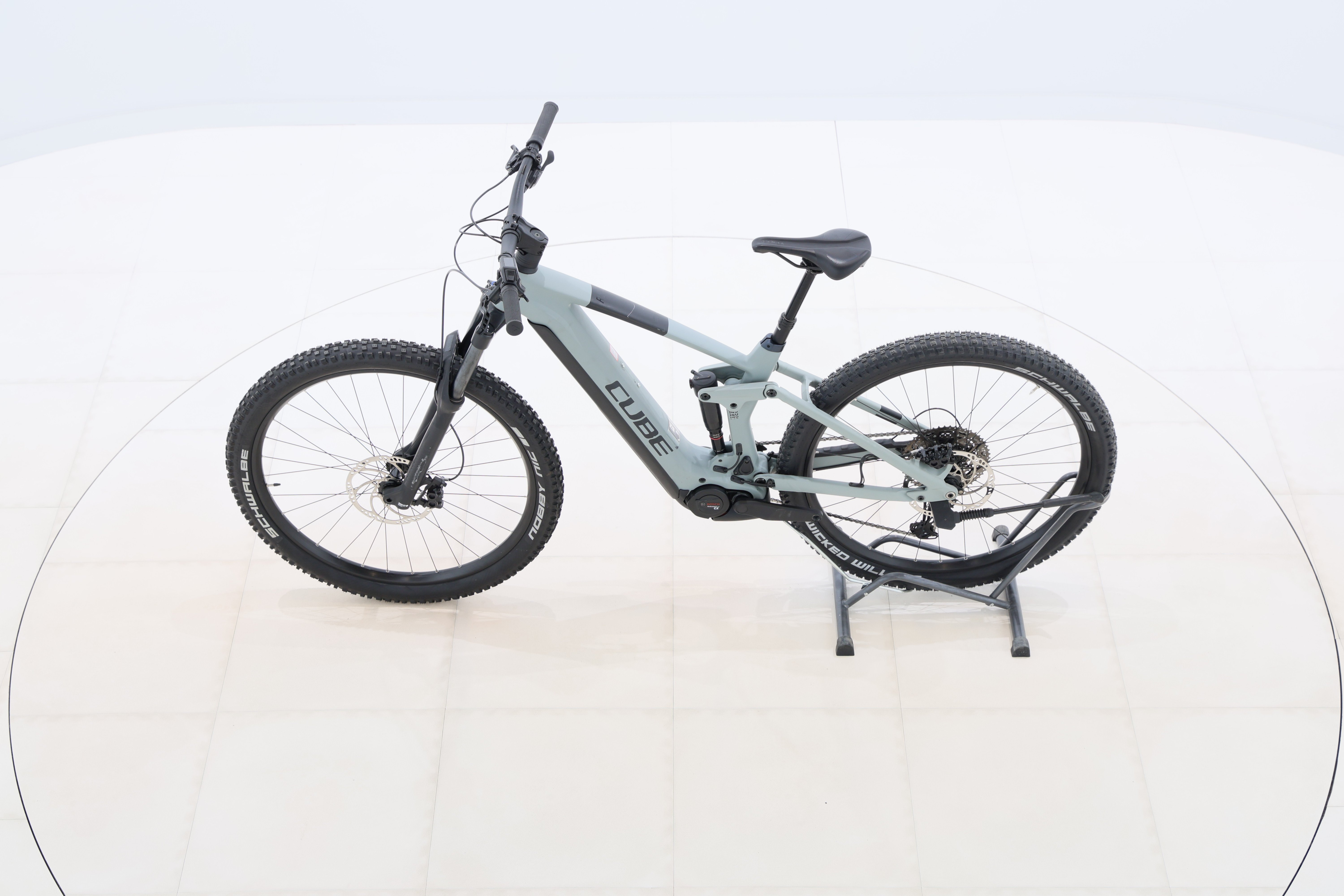 8115b129-f972-4be3-b48a-1b3480e4258a