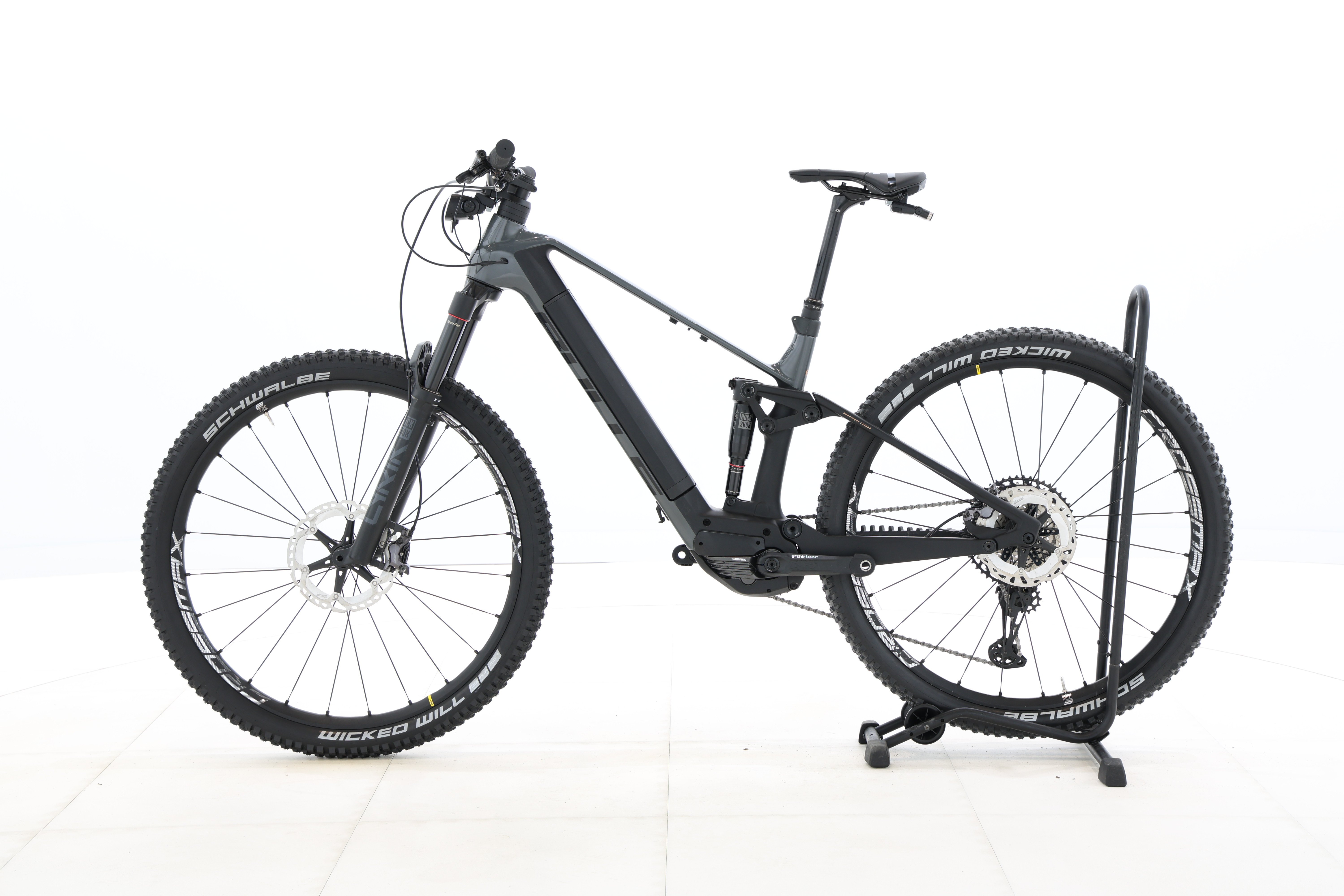 66d04146-b399-4119-9985-5a23a85b2306