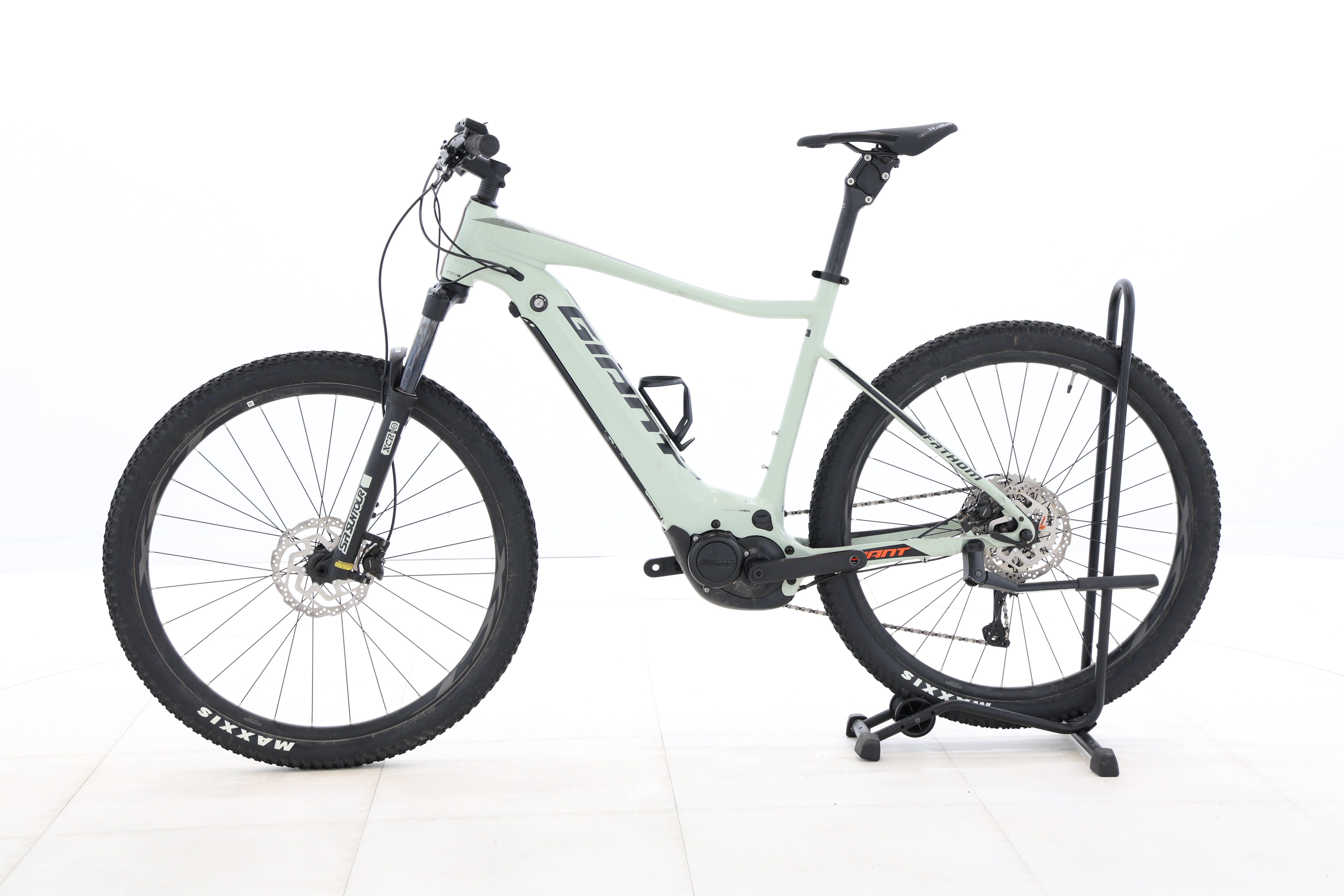 6e6d16f5-bcc0-4783-9b63-0b8324b39303