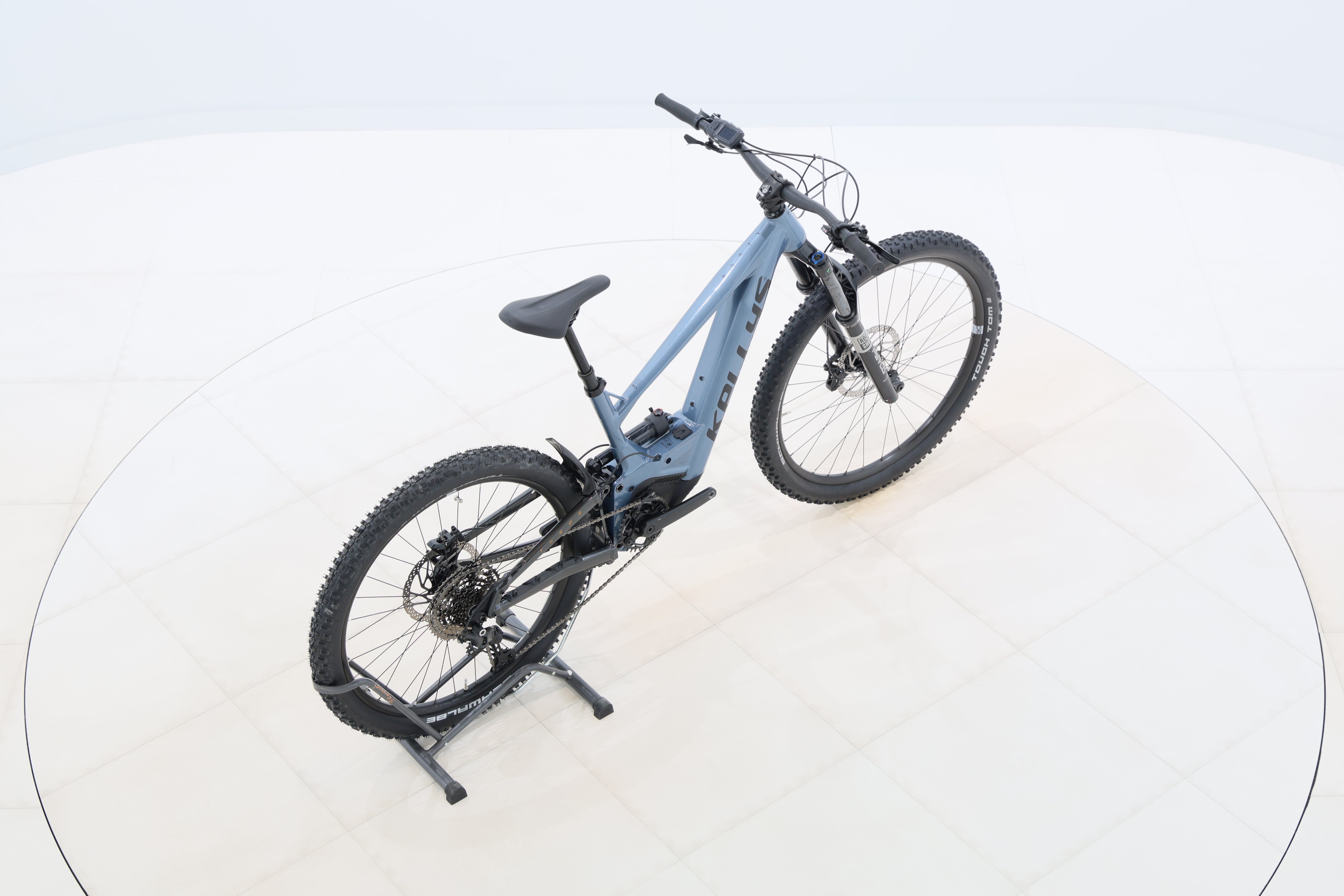 aa305cc8-afc9-4291-8805-8ae0f431b531