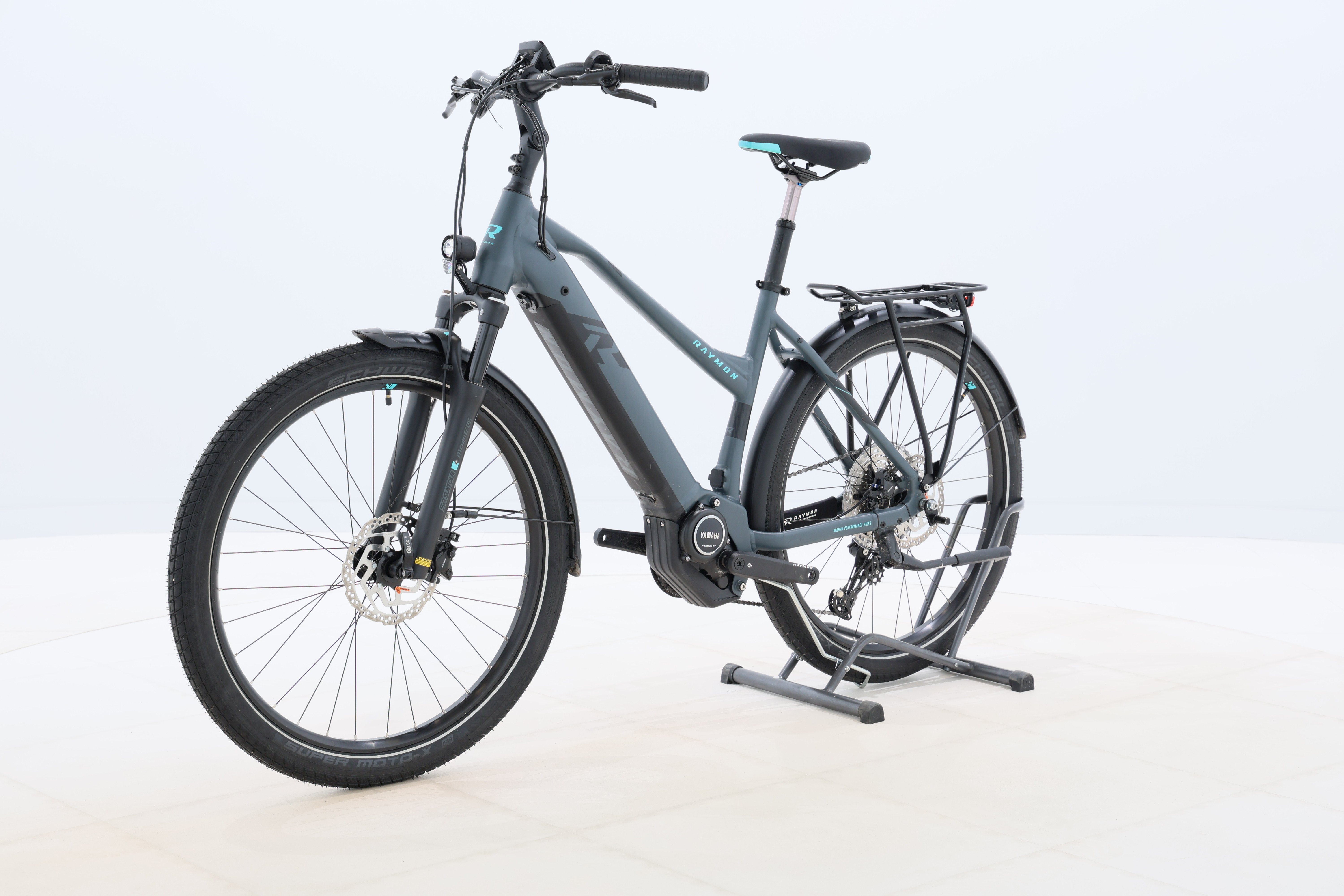 97beda43-d66a-486a-ae15-b6a853cf9f9b