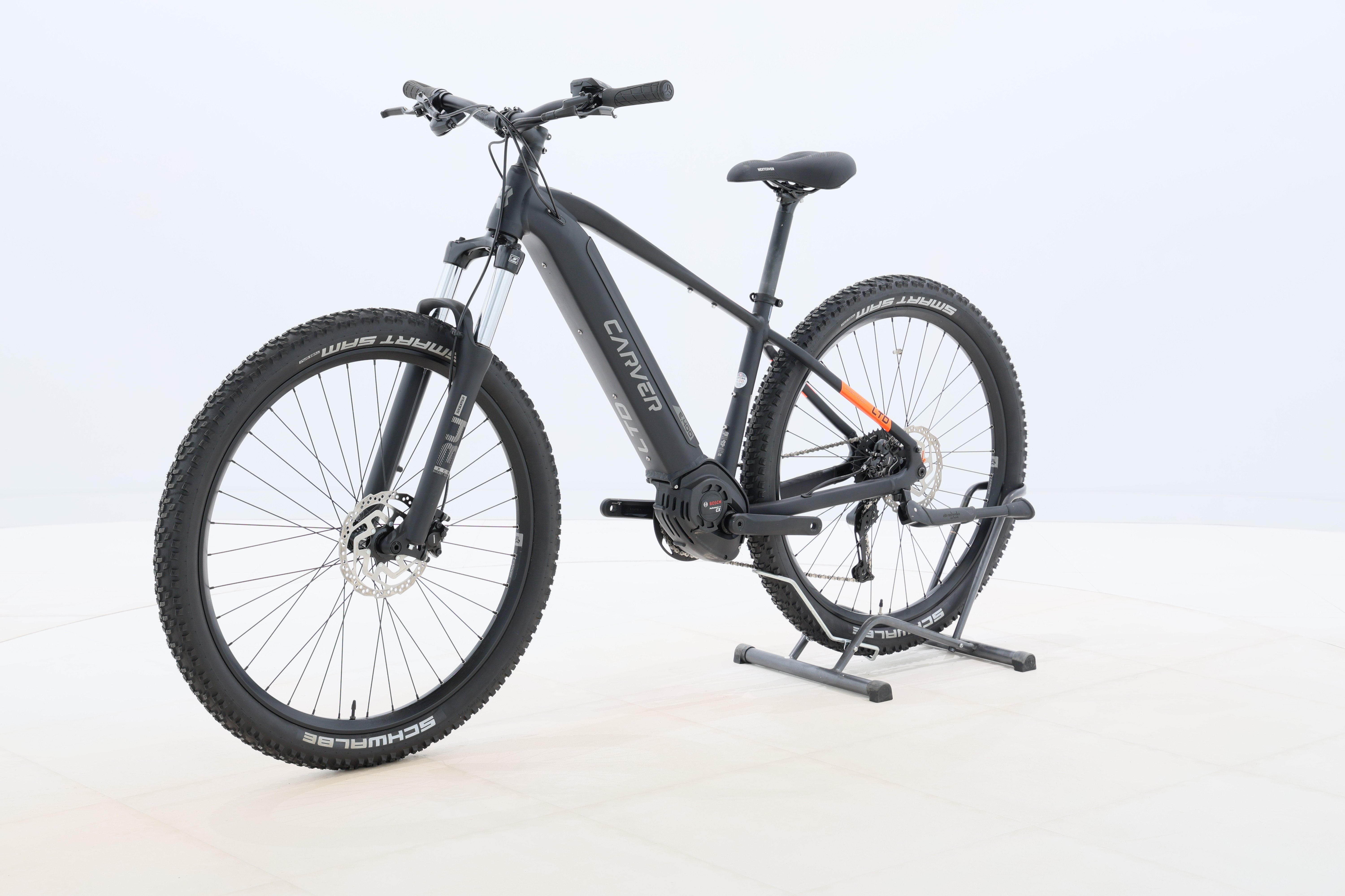 8b1a647d-dcba-4f1e-92c3-95a3feea20d1