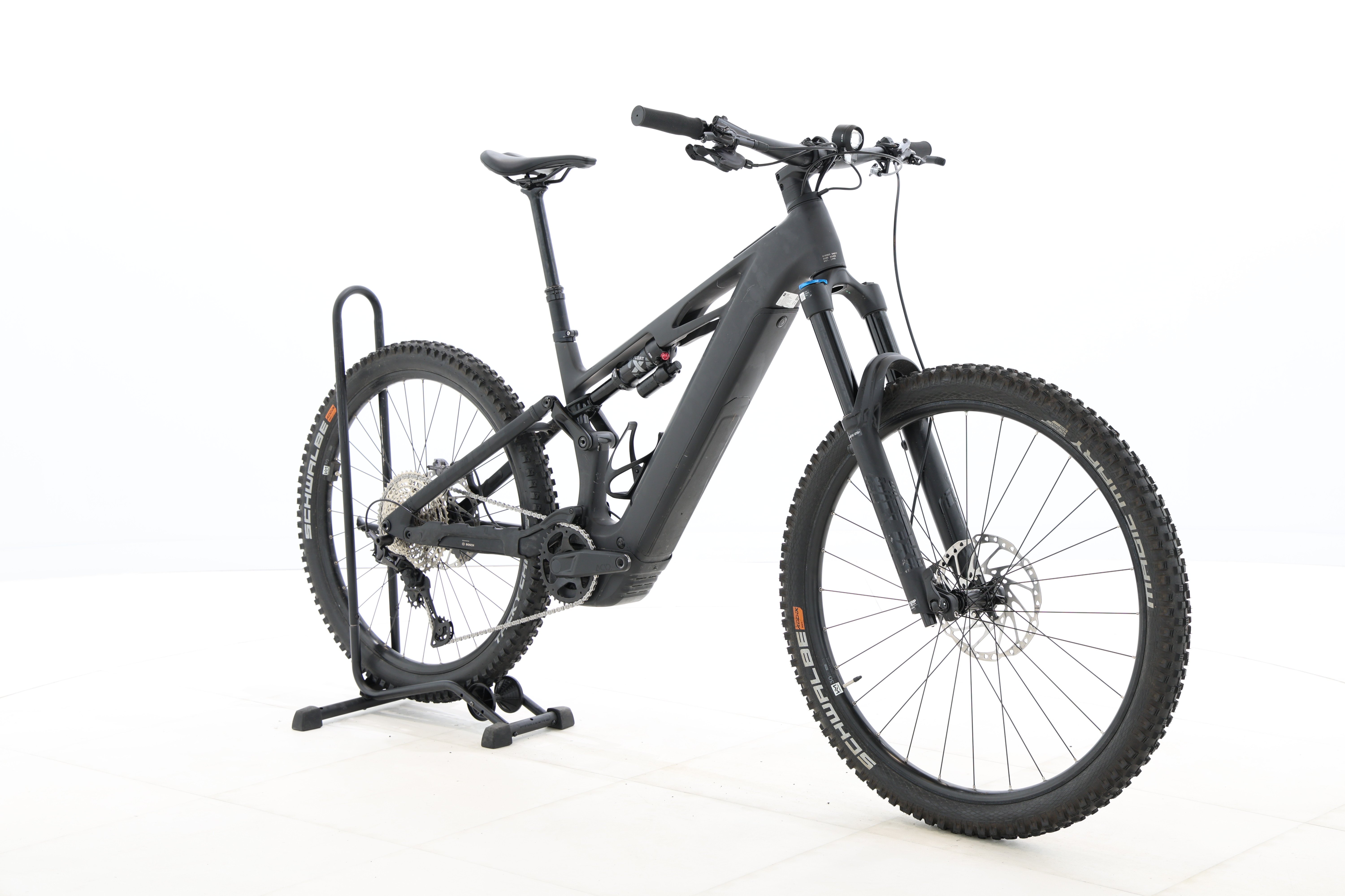 a6f2546e-f5ca-448a-8cdd-59a1255c74ce