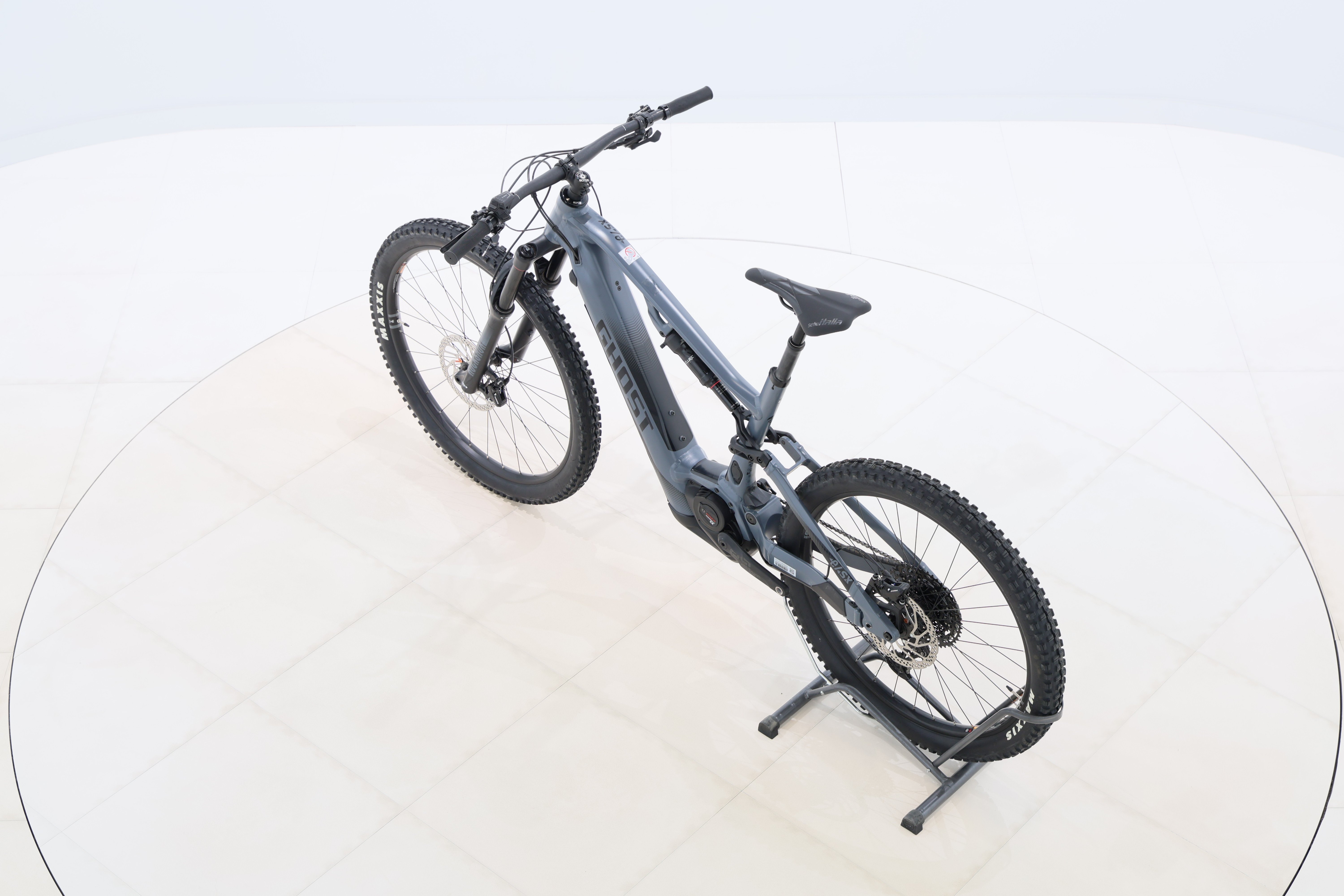 acc5f834-e92e-4bd7-b5a3-18b6a1b31c4f