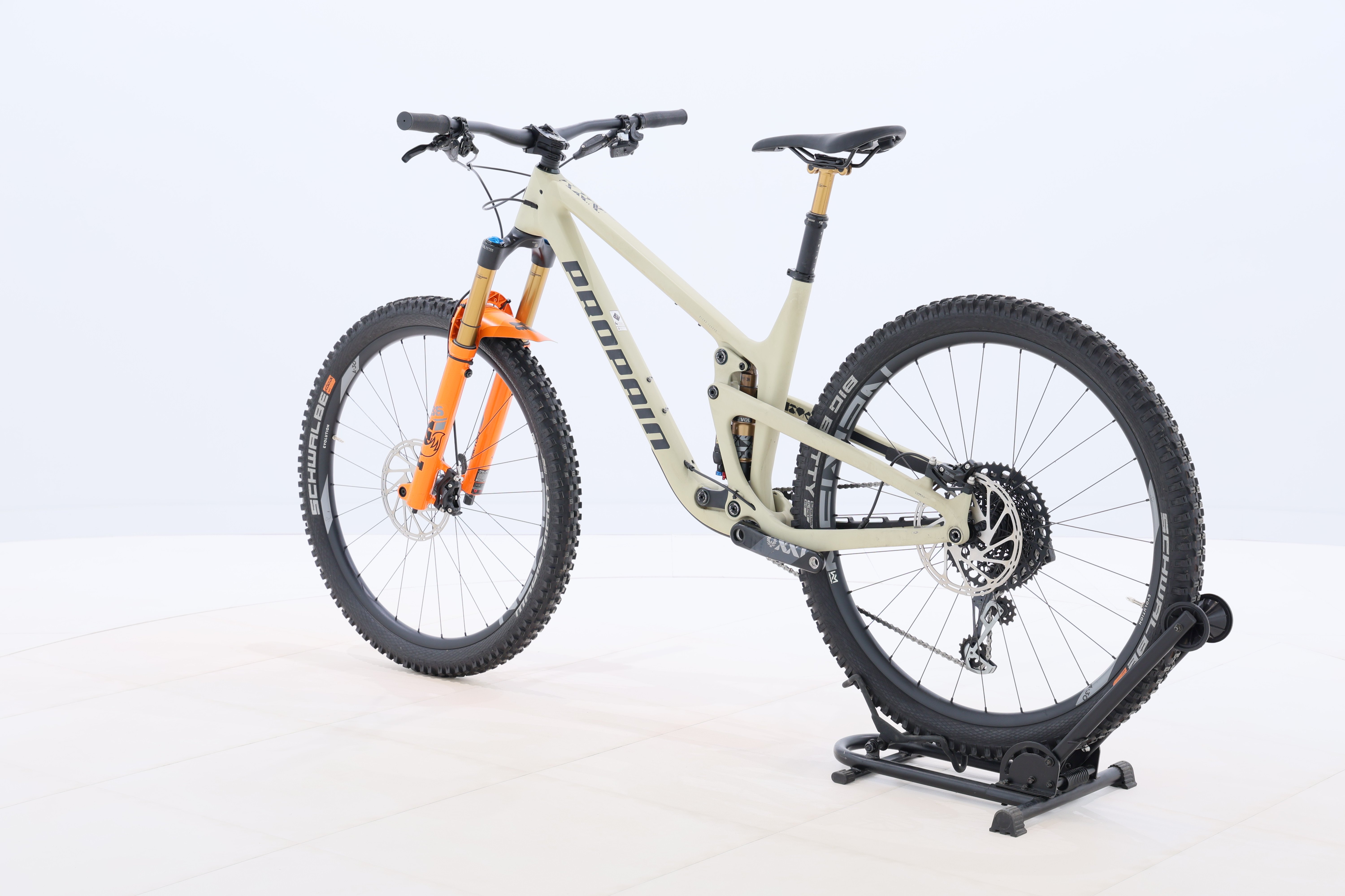 db357e7c-6c8a-4931-bd67-297ab9bbb271