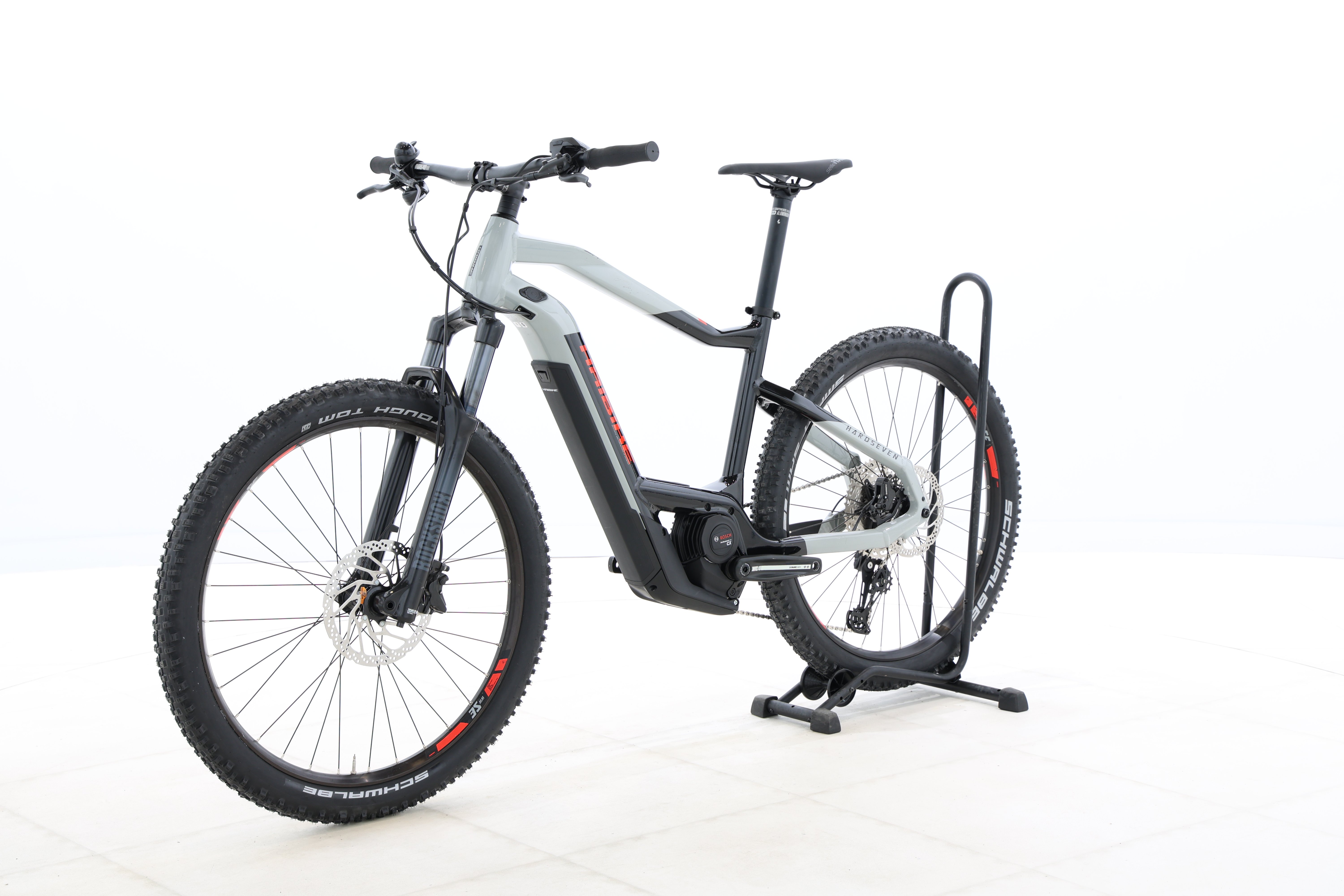 0c9b71d3-b2f9-4a46-a8dc-cfb8c8f5f98f