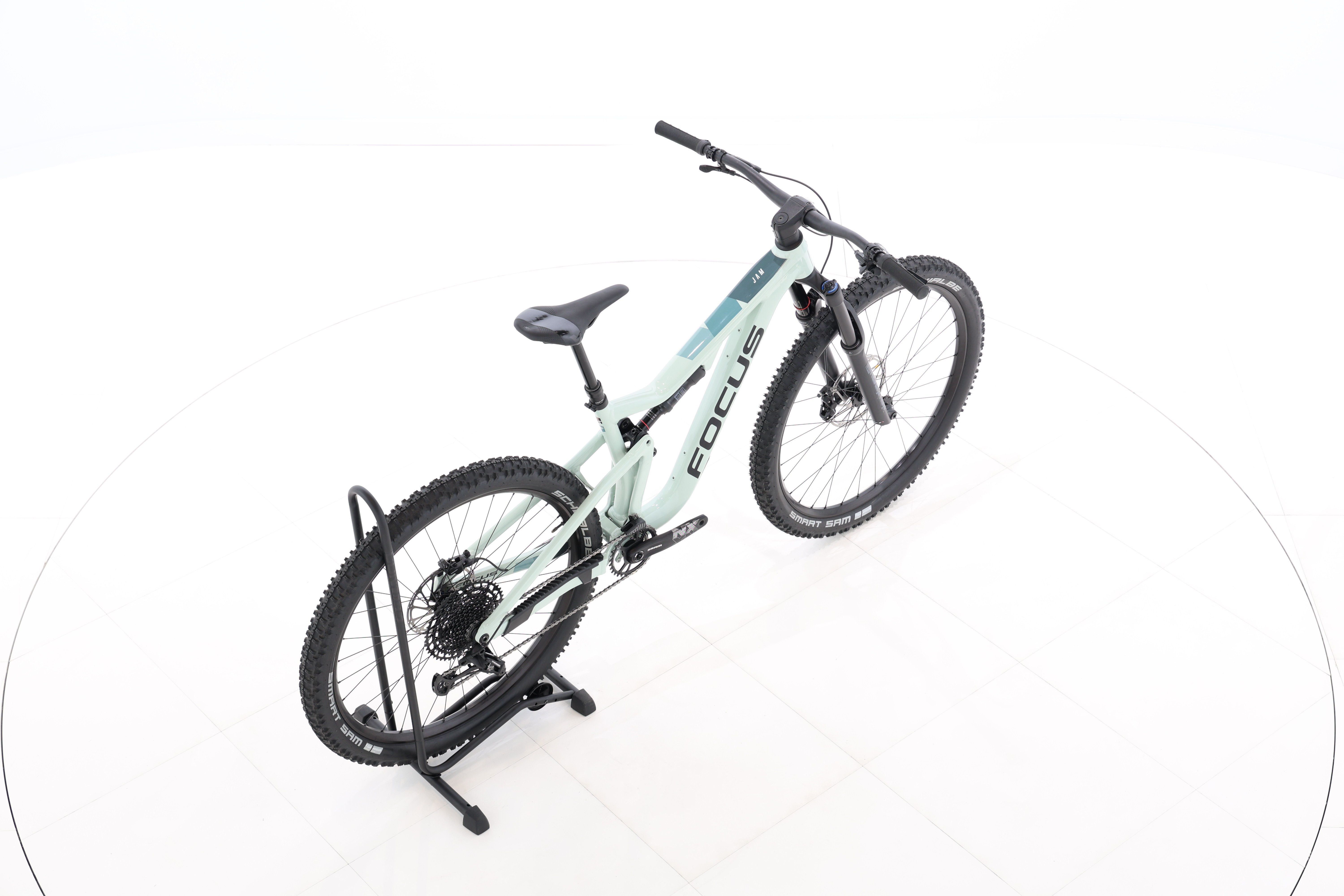 01f080fc-9930-4a4b-8b41-5defb591d596