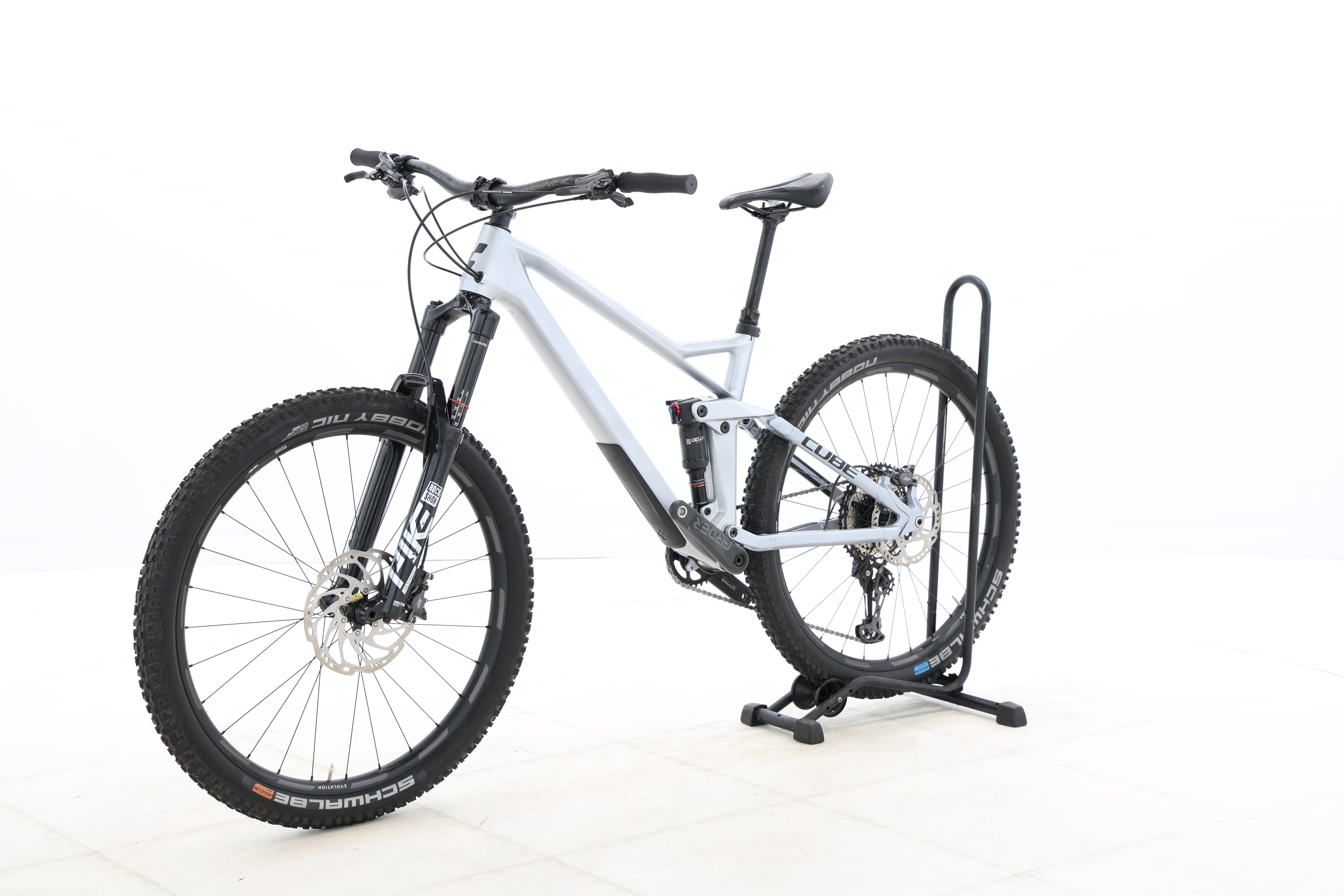 051bfaf0-dd77-4e42-8063-69df2a32fc08