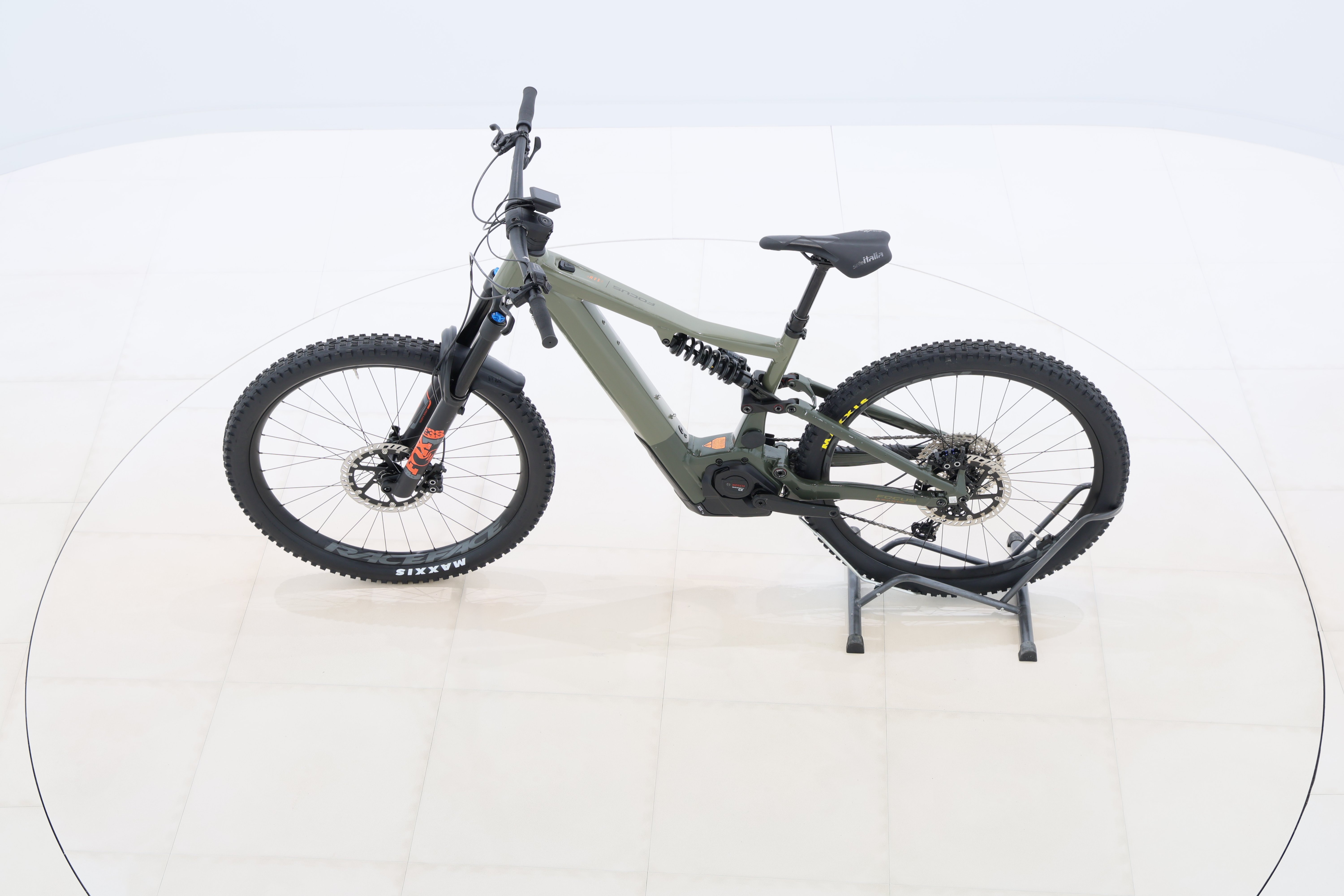 e222e97e-364e-4af0-8c21-33564a1d07f6