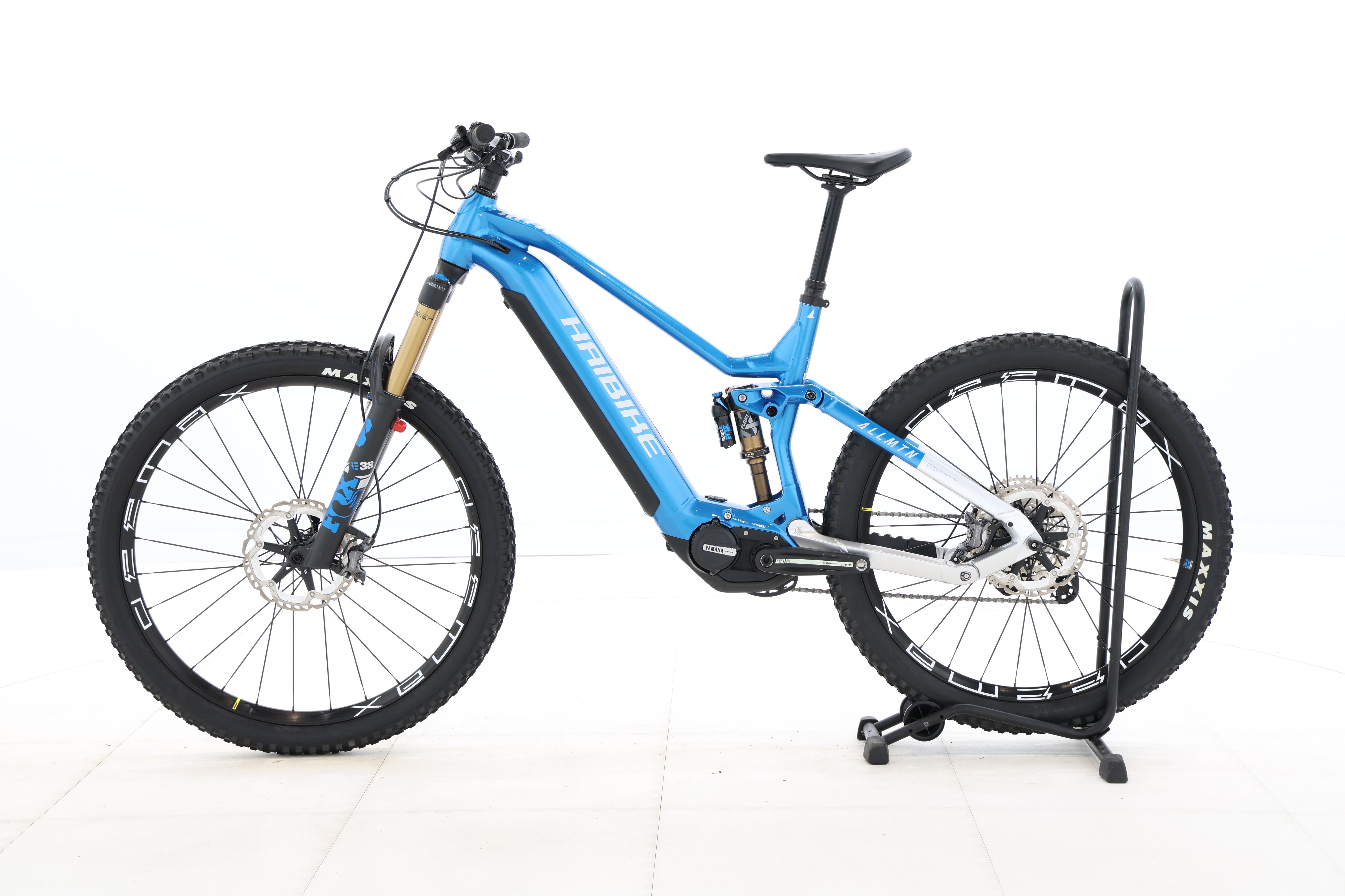 18a3d1a4-0a8e-4efc-aac9-56865c9705a6