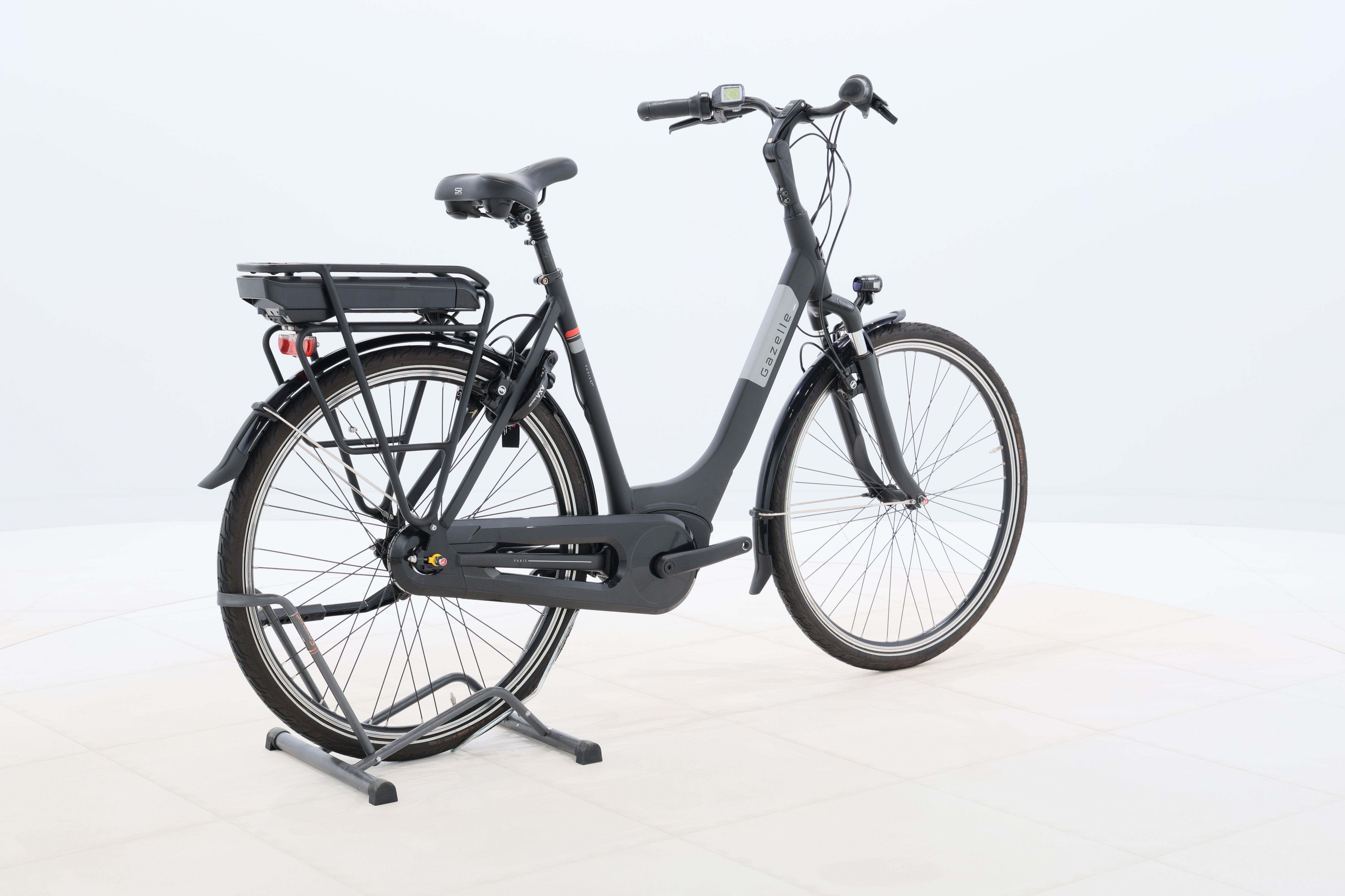 8d9b696a-b536-453f-8205-f844377d65af