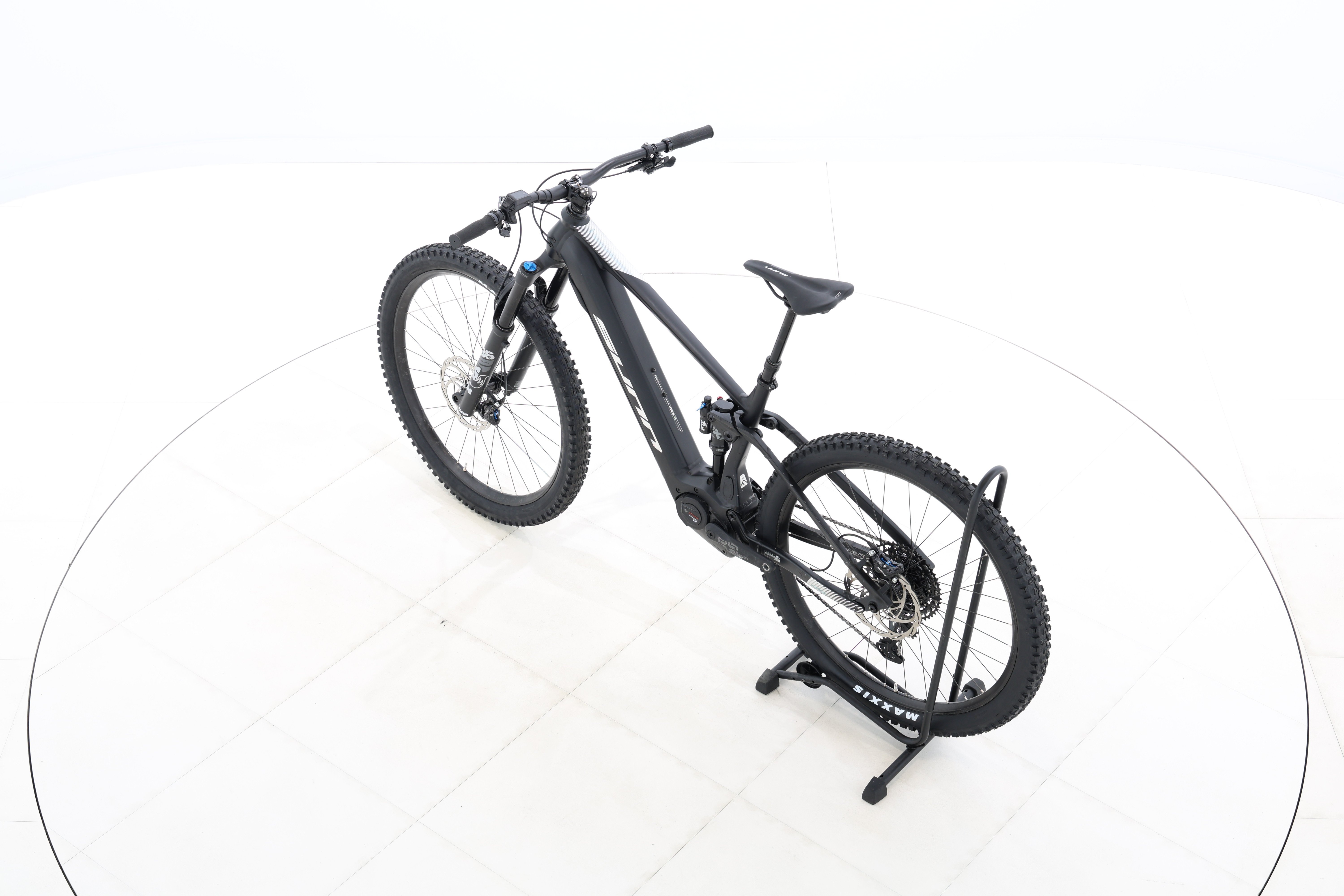 a0d07f43-ec3f-4f95-9102-3f963fef9f5d