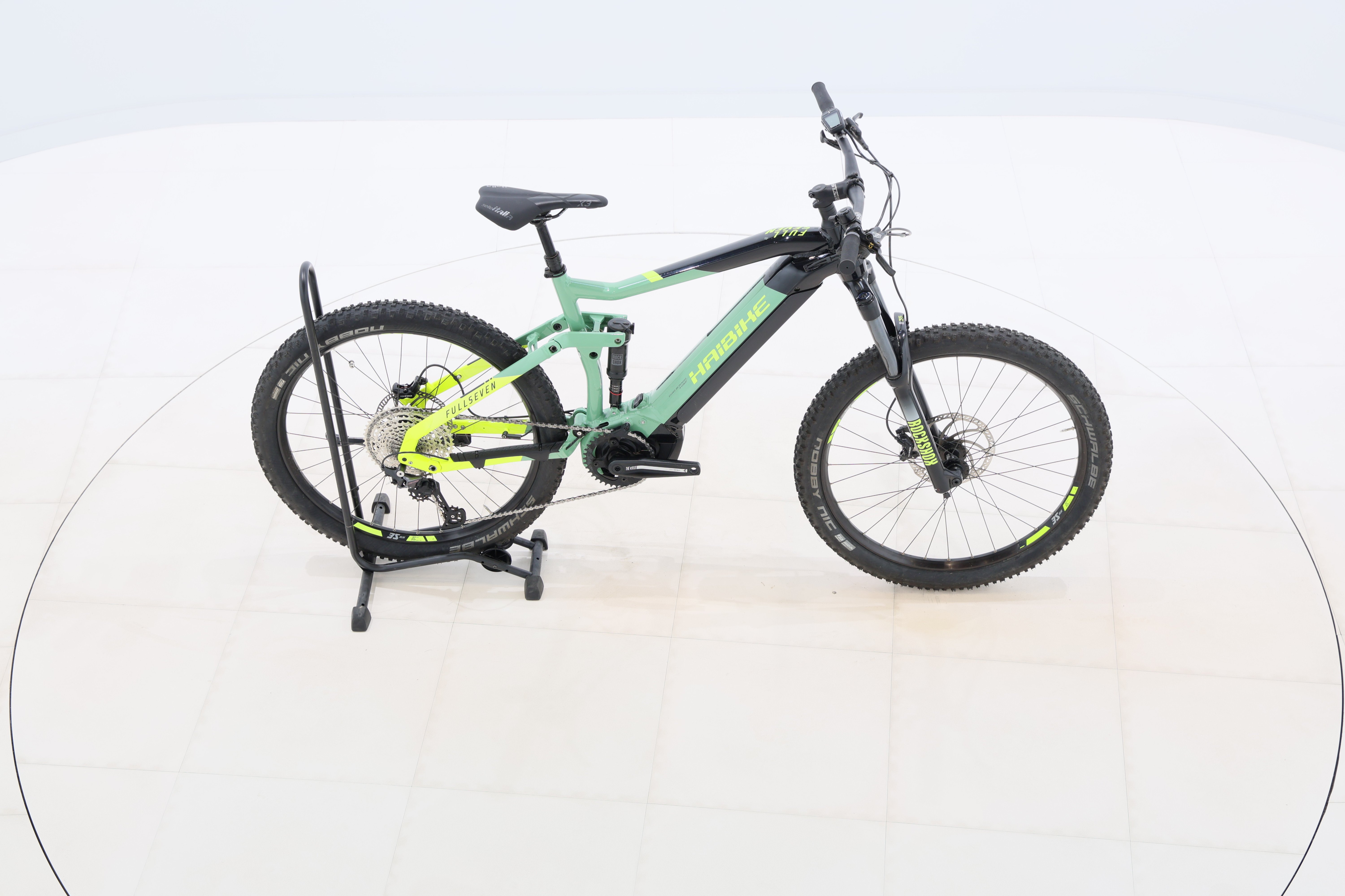 e3d2d1b9-20dd-4d86-90a4-85ee45745024