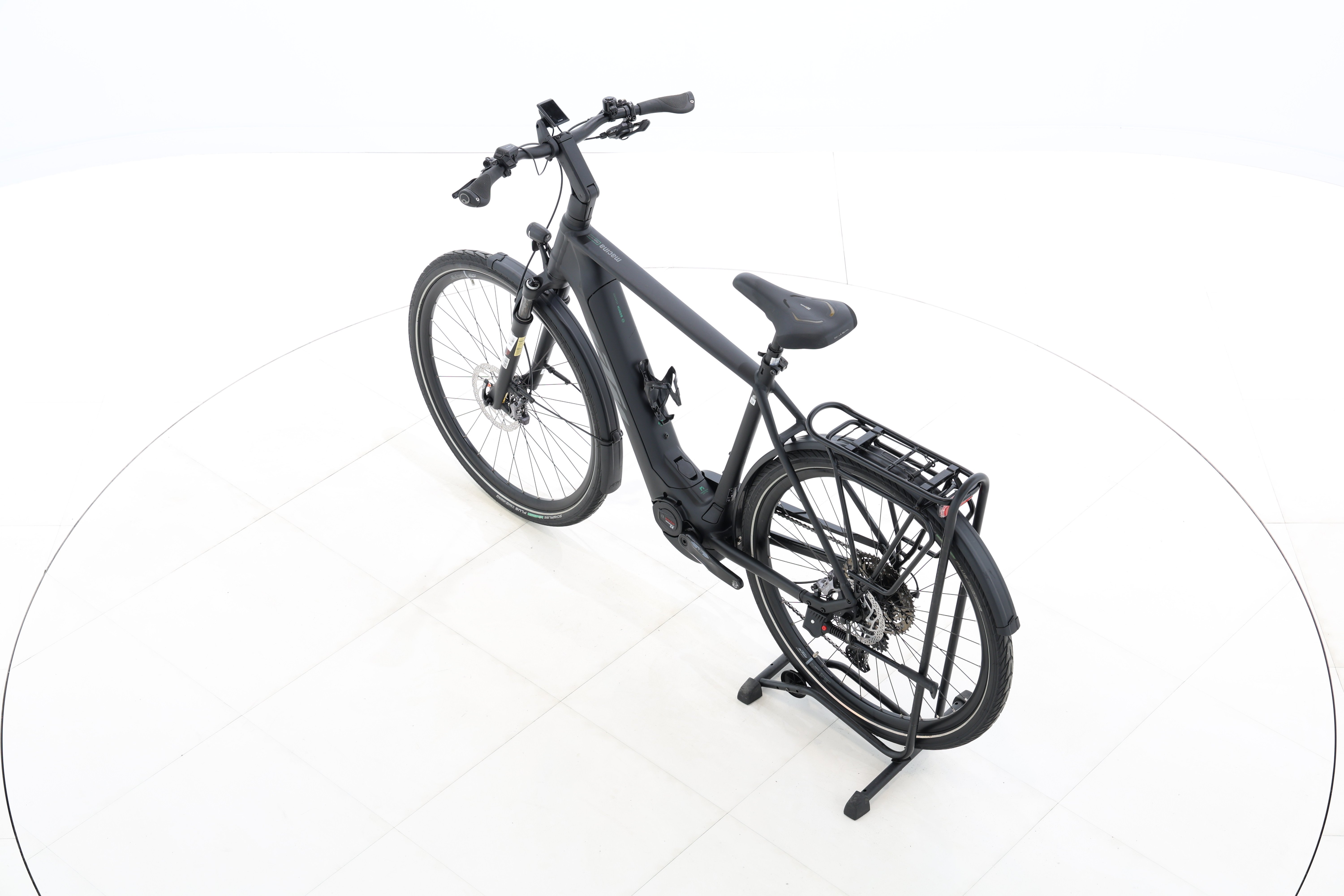 f698ec5c-590d-4099-9cb1-4bbcb68fa03a