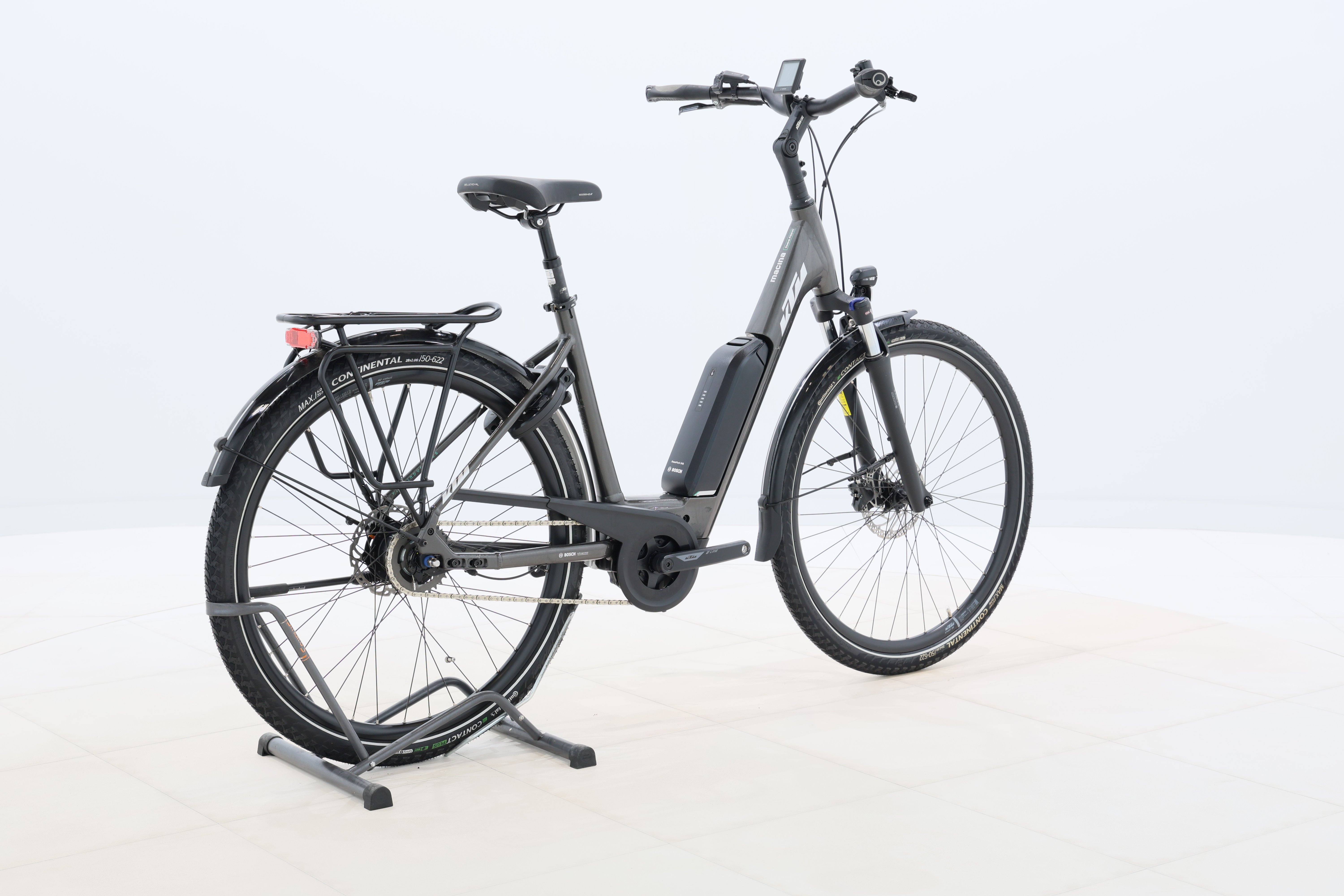 8e3a2084-e0e4-46bd-b488-78dbc9bd99df