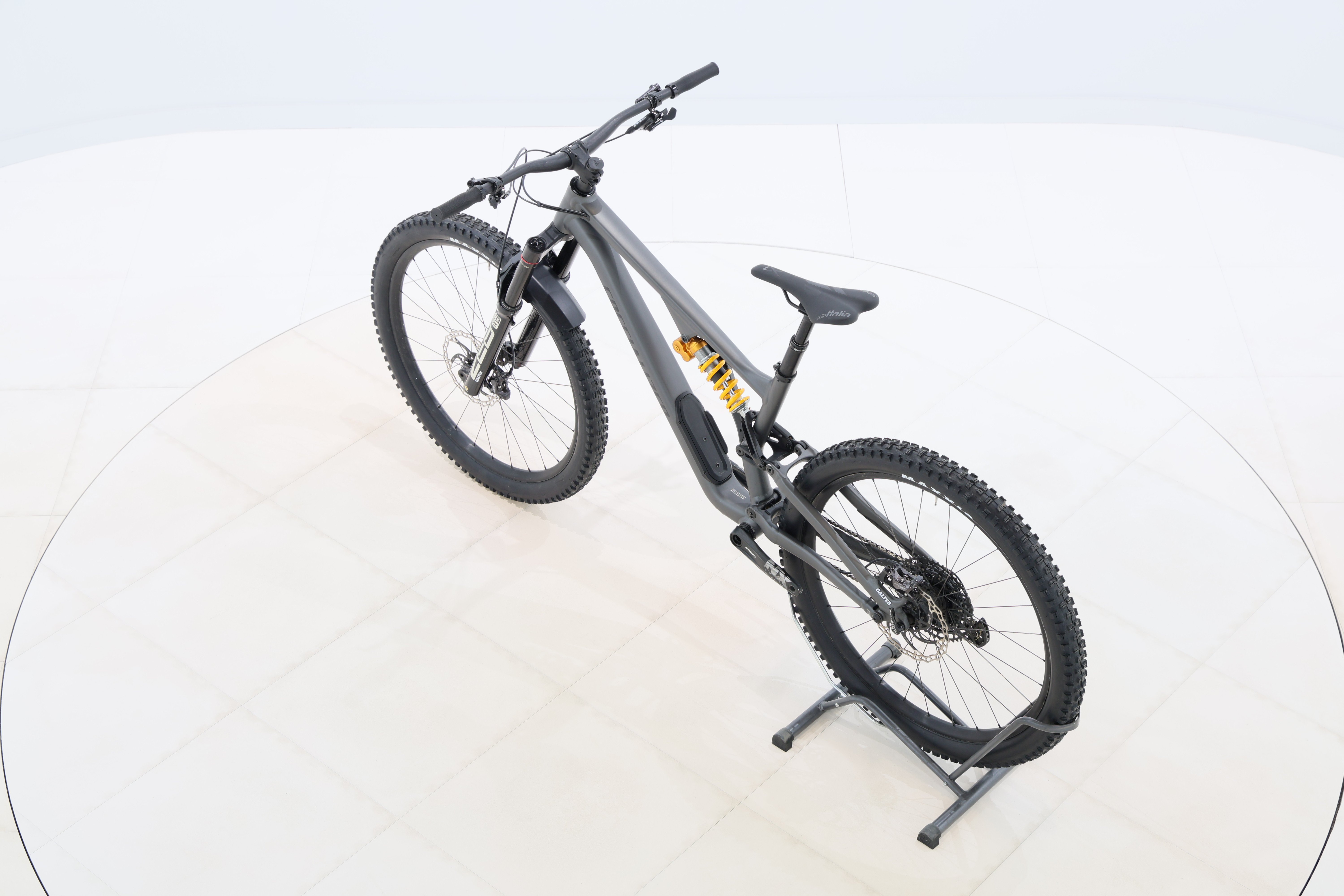 91d8e0bd-b3cd-458a-90a9-dfbf8da49f8f