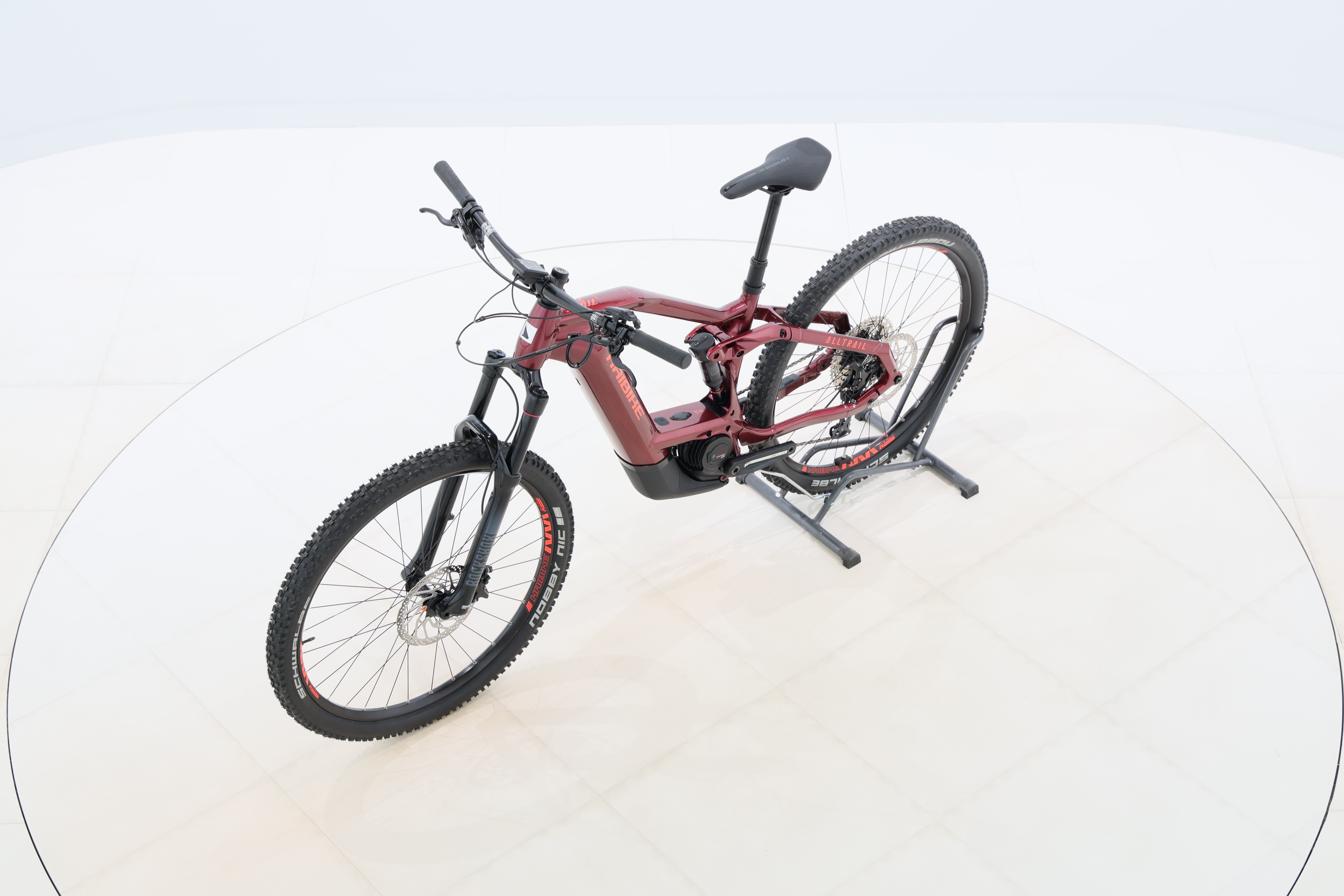 e12bfbf5-8f04-4995-9714-af94fefc8e7c